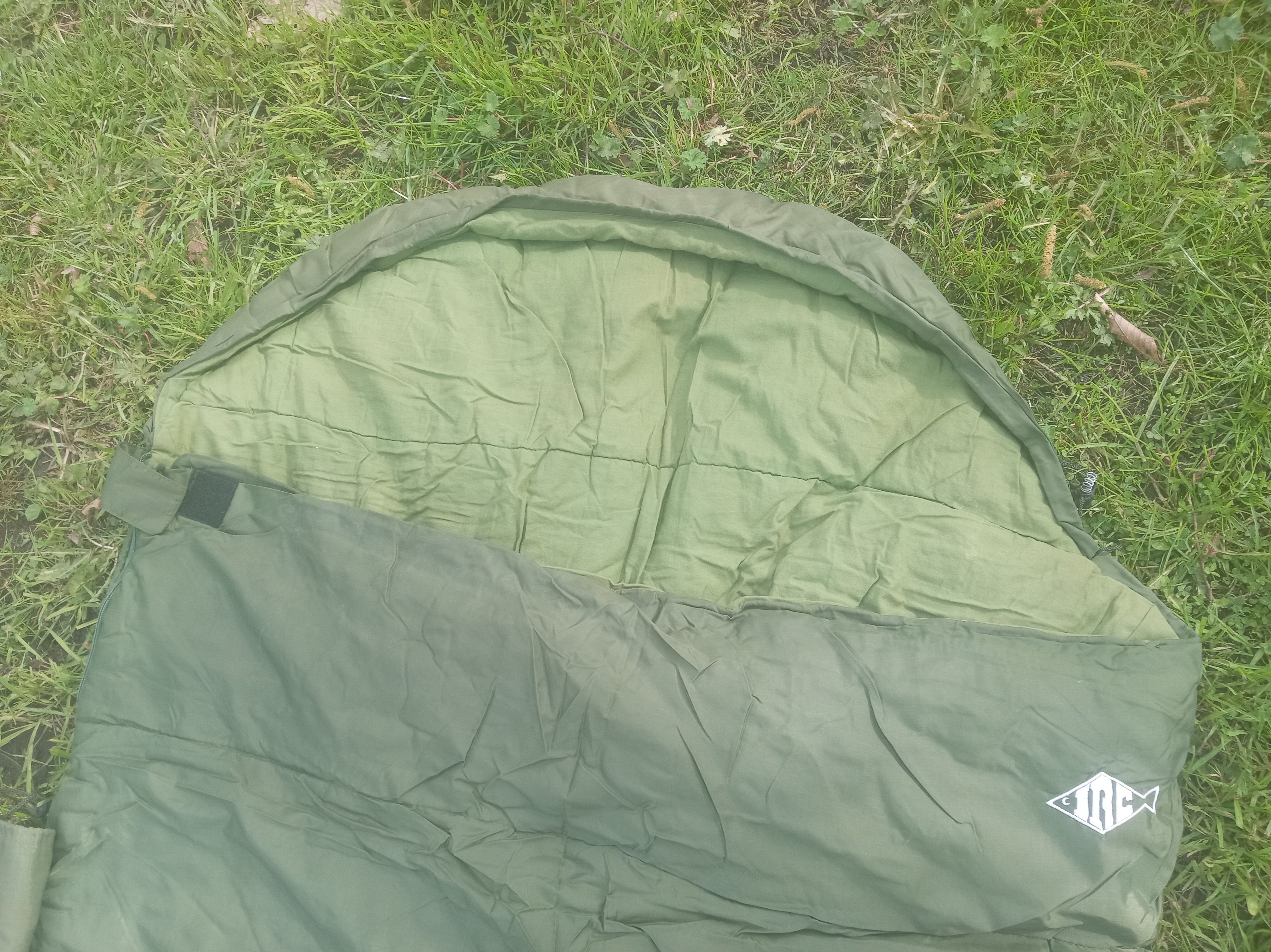 JRC 4 Season Sleeping Bag - Green - Carp Fishing Bedchair Bag with Carry Bag