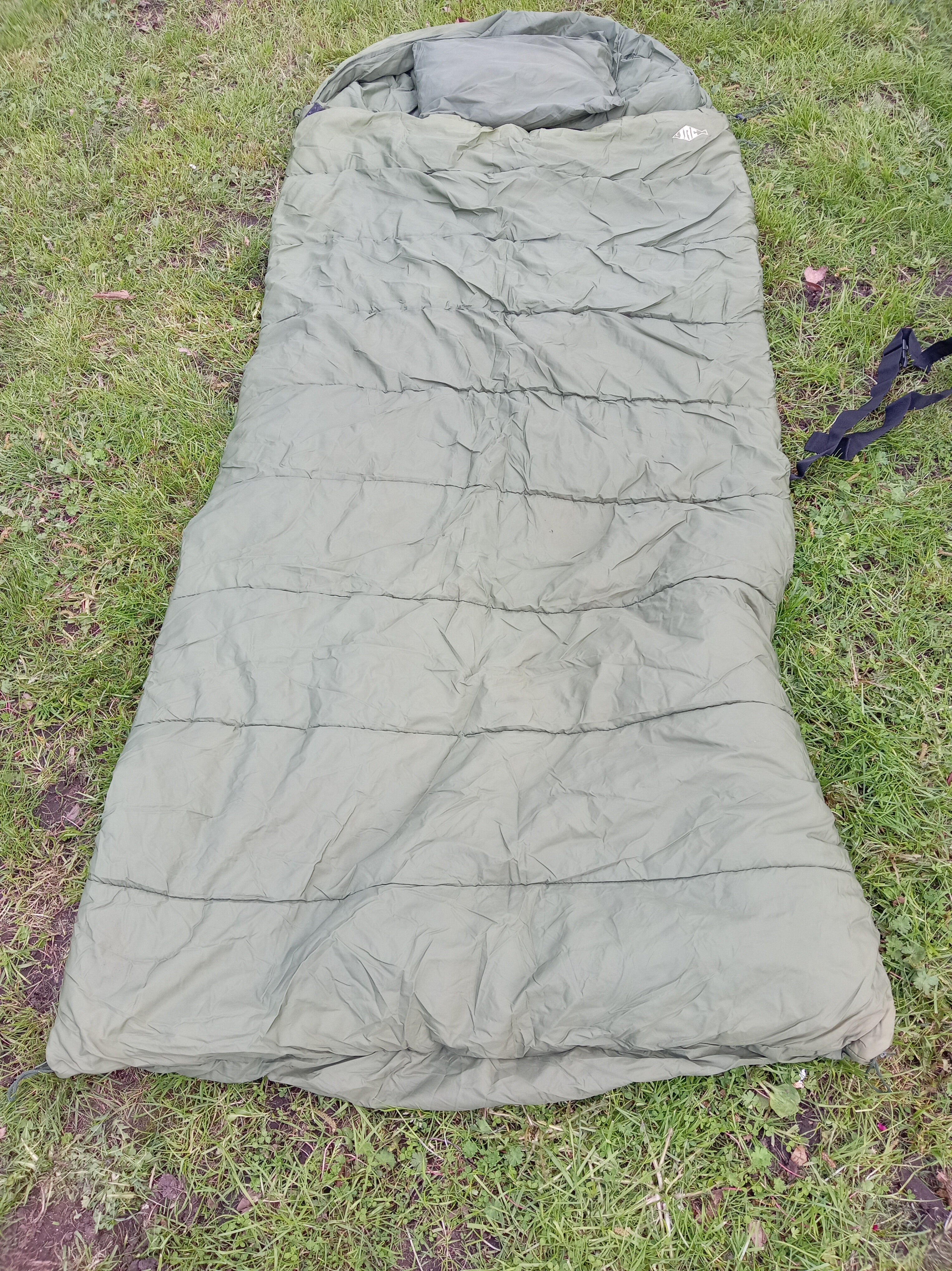JRC 5 Season Sleeping Bag - Winter Carp Fishing - VGC + Wychwood Carry Bag