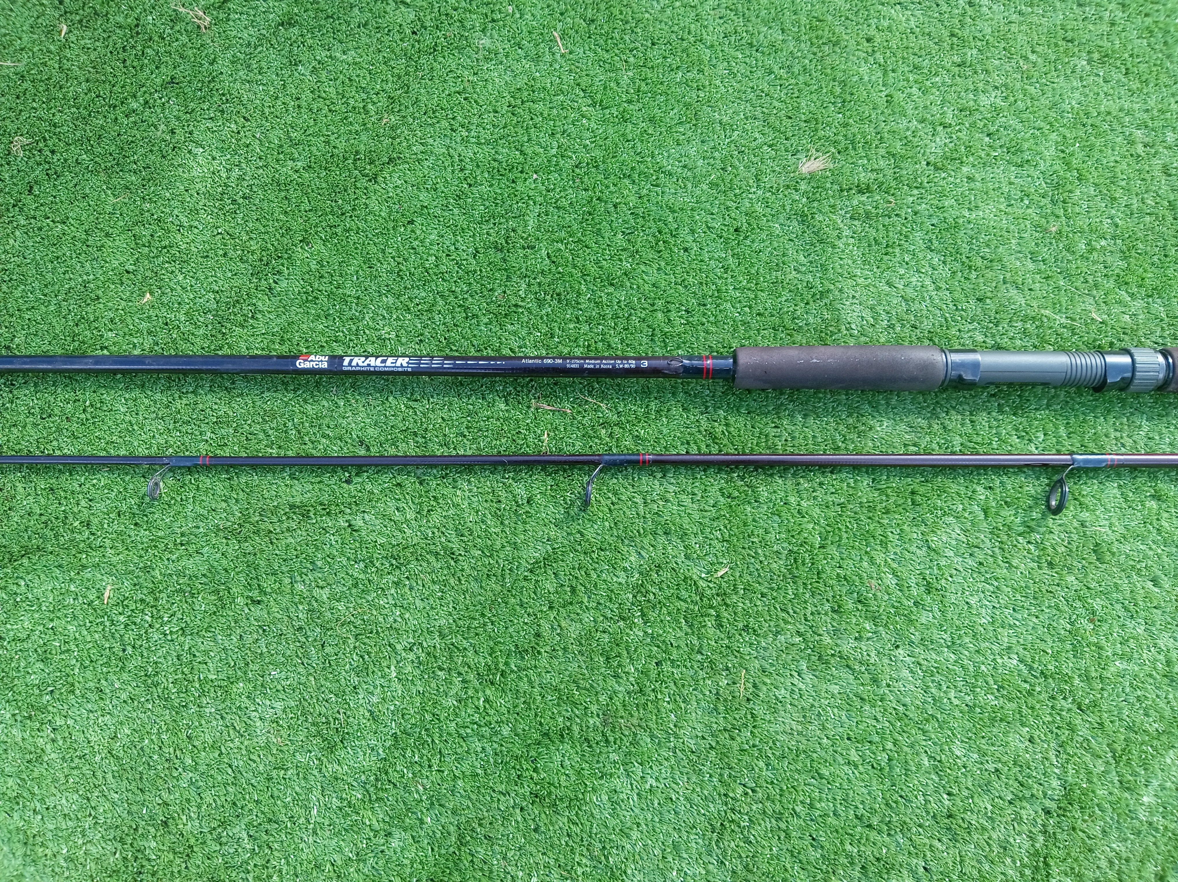 Abu Tracer 3m Ledger Rod | 60g Casting Weight | Graphite Composite | Medium Action