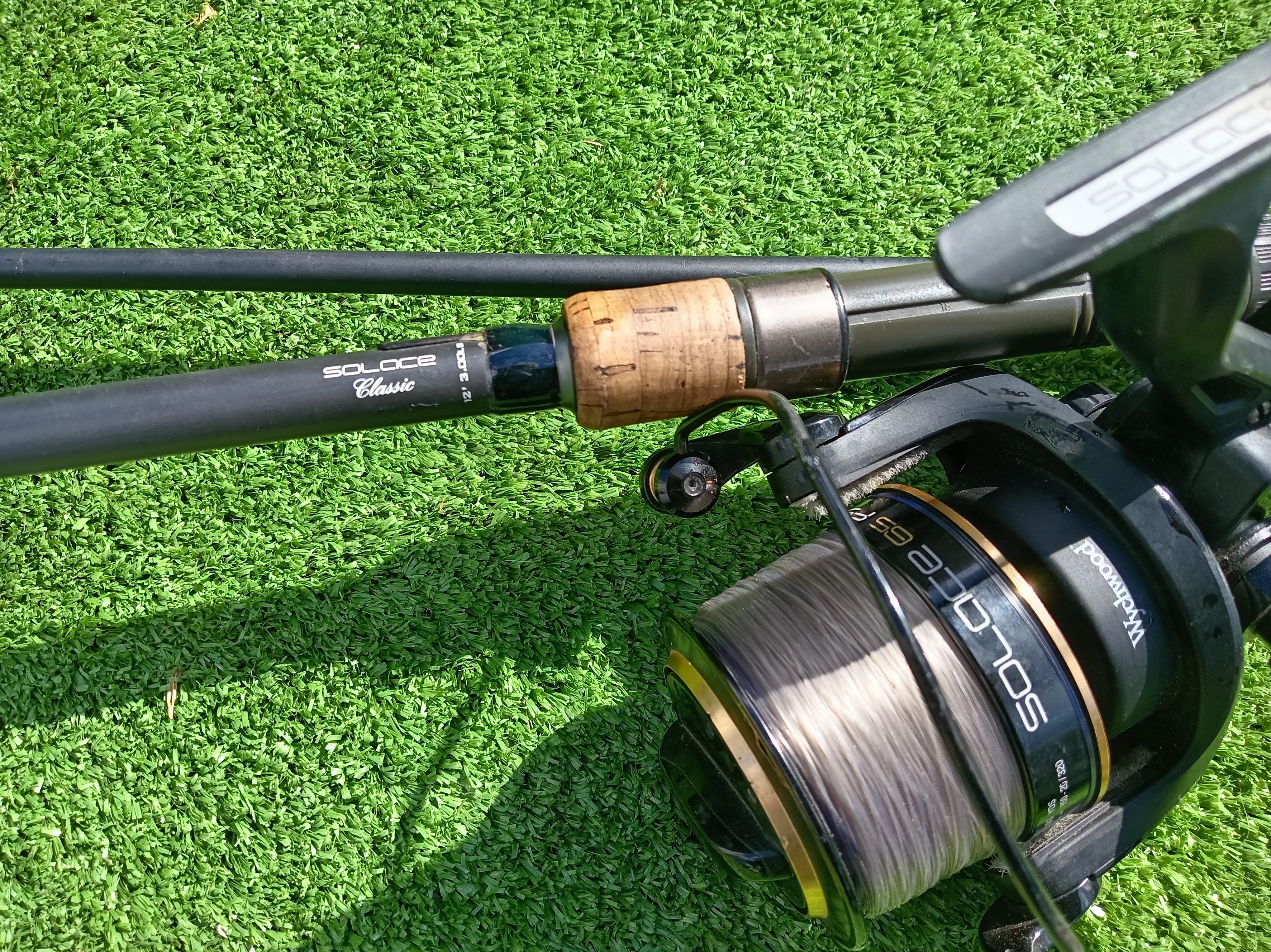 Wychwood Classic 12ft 3lb Carp Rod Cork Handle & Solace 65S FS Runner Reel Set