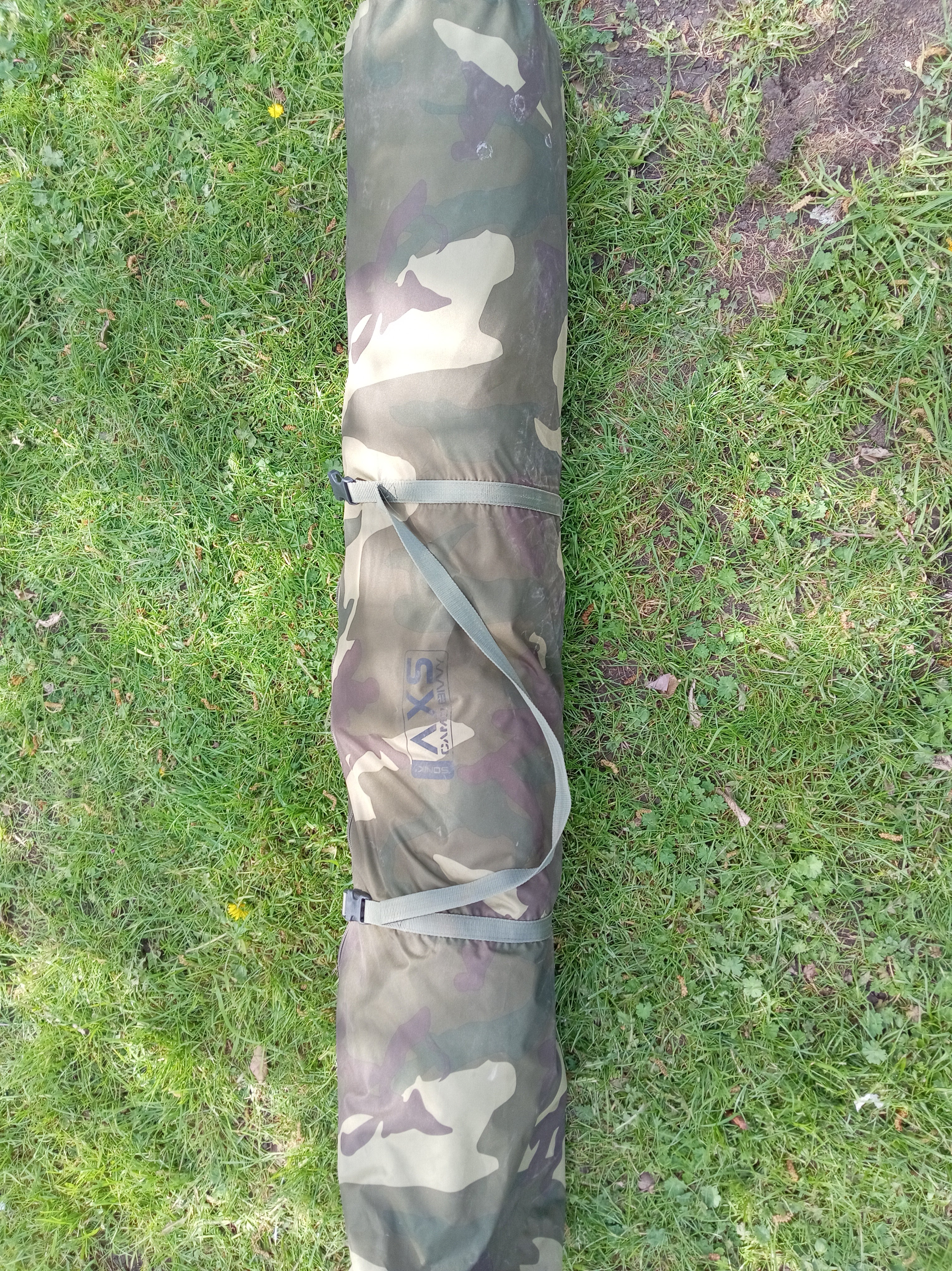 Sonik AXS Bivvy DPM Camo - Used Excellent Condition - Fast Setup Fishing Shelter