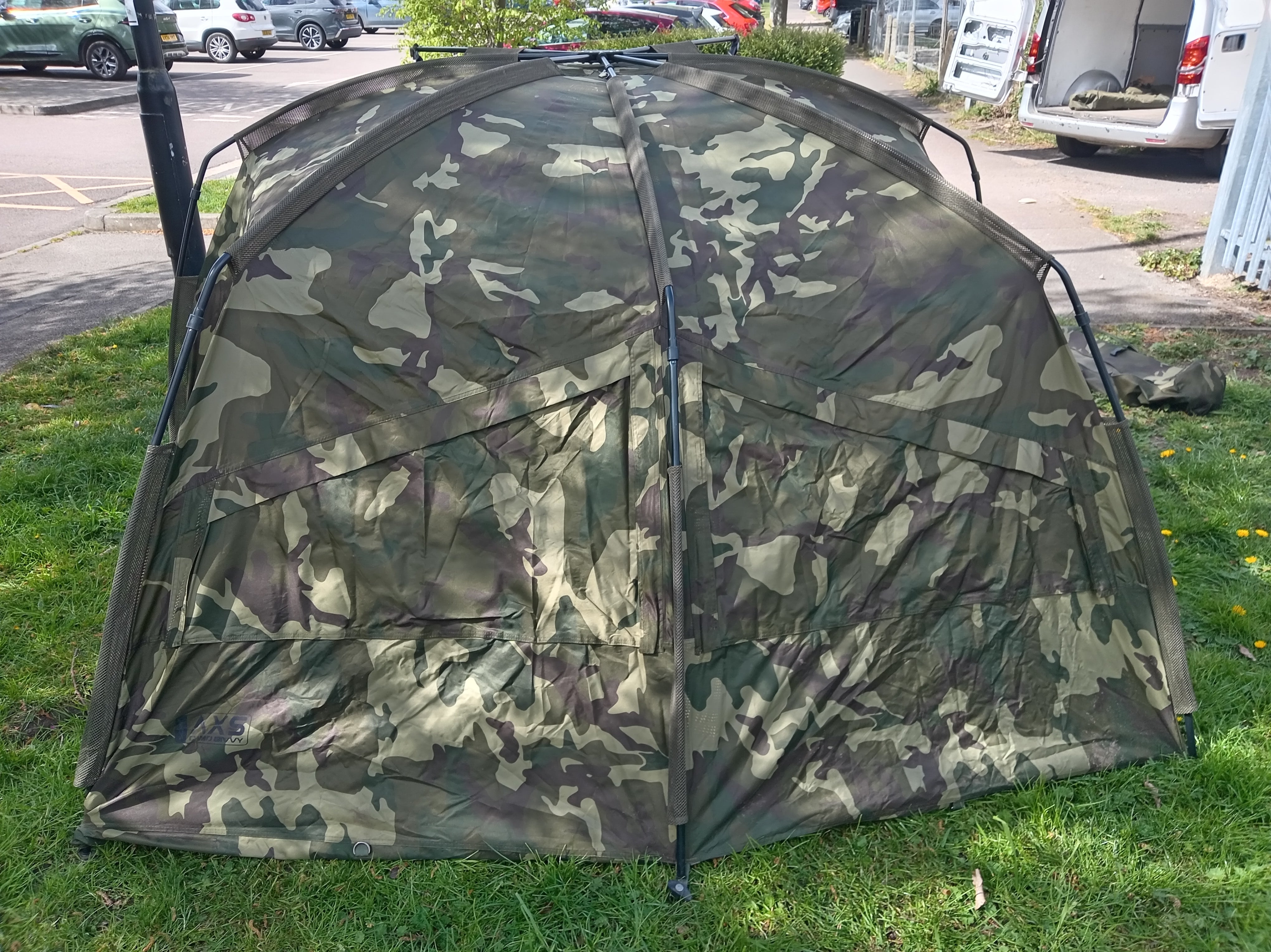 Sonik AXS Bivvy DPM Camo - Used Excellent Condition - Fast Setup Fishing Shelter