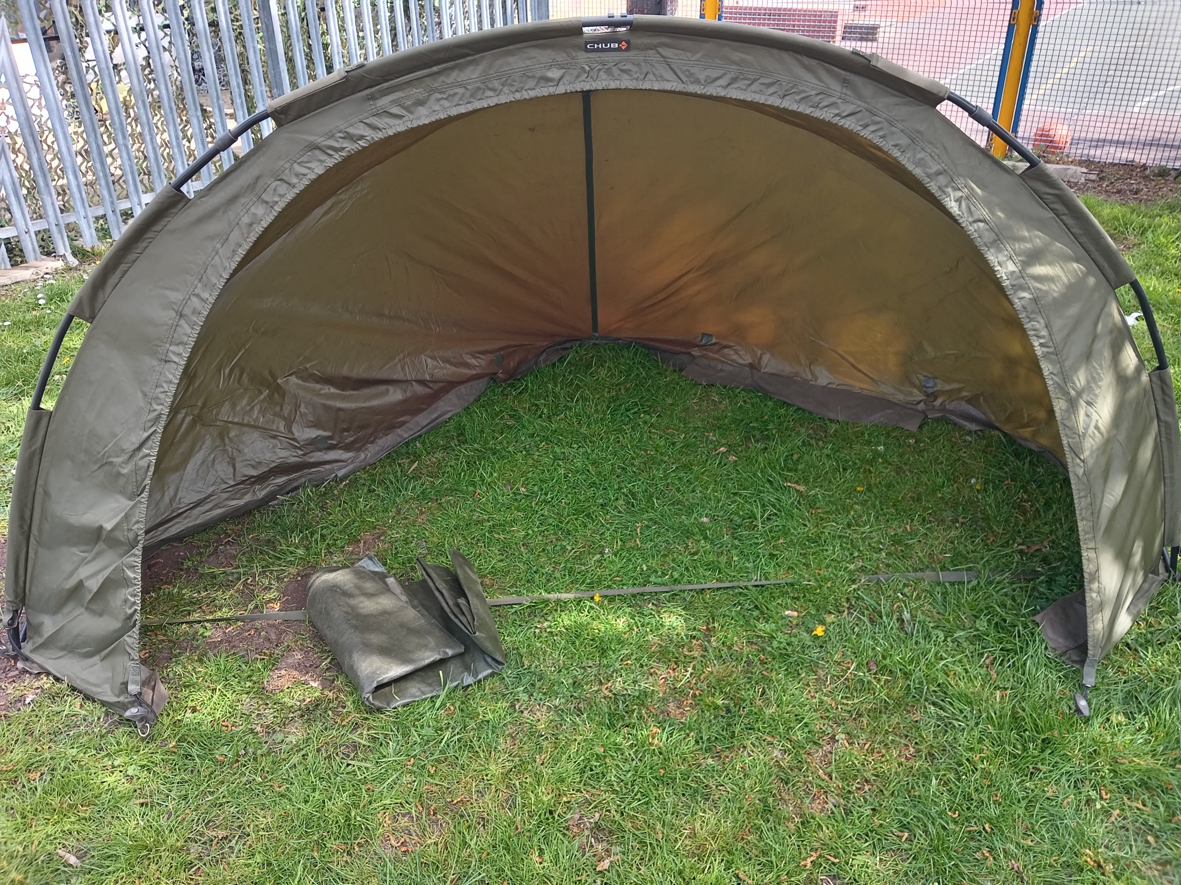Chub RS Plus Bivvy - 1-Man Carp Fishing Shelter - Very Good Condition - Lightweight