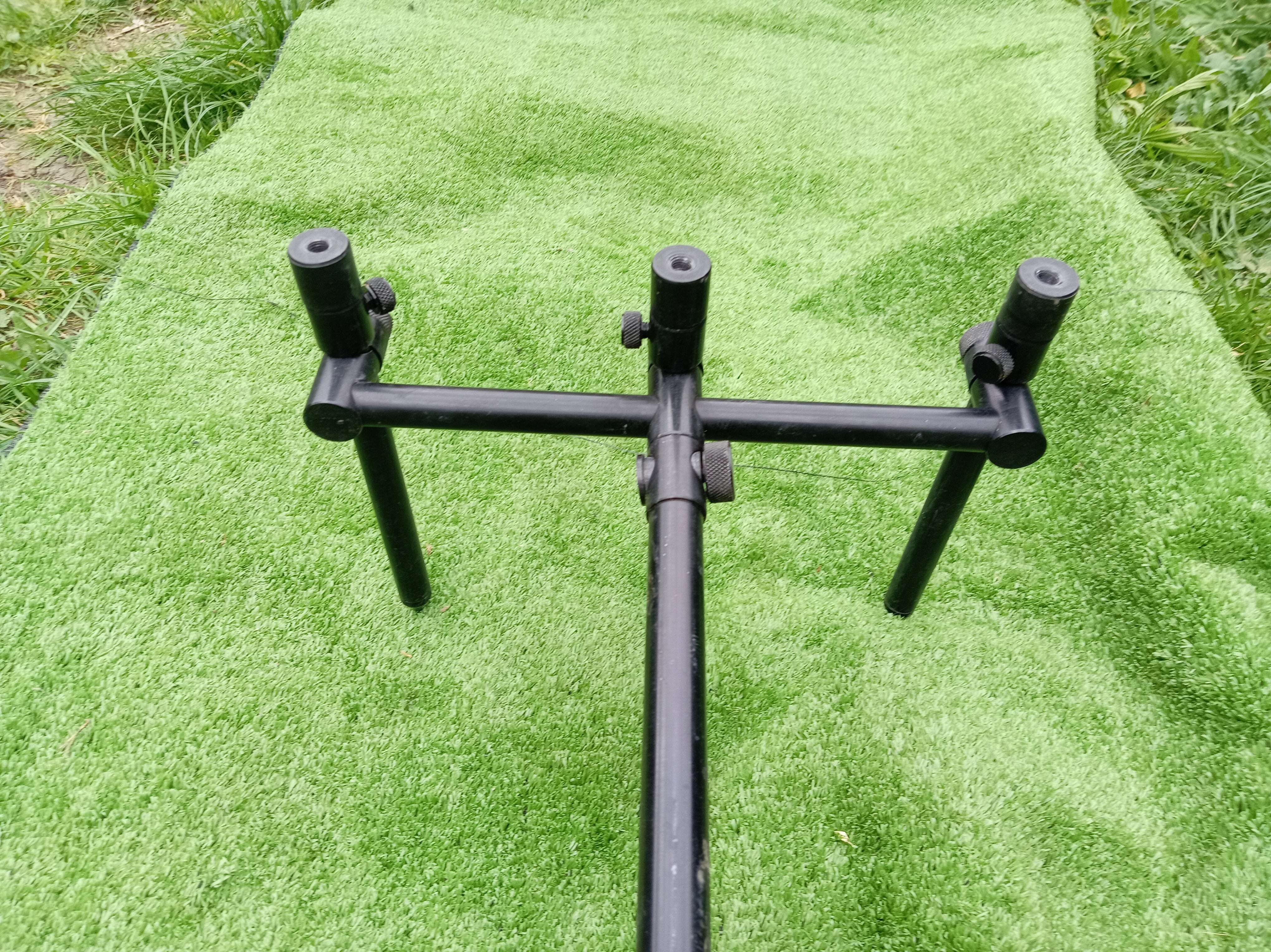 Lidsters 3 Rod Carp Fishing Rod Pod Black Fully Adjustable Very Good Cond