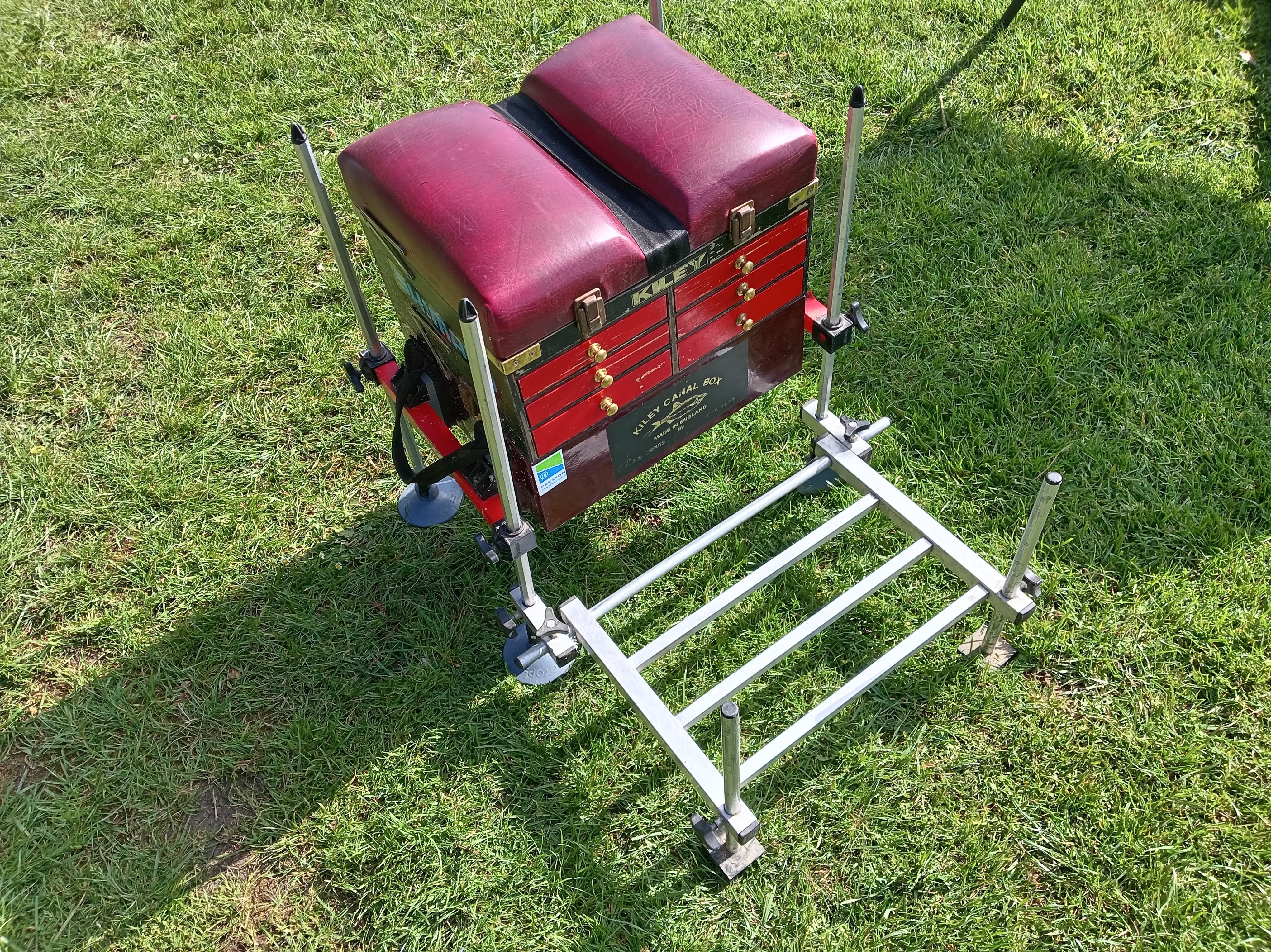 Kiley Canal Box Classic Match Fishing Seat Box with Footplates - Vintage Used