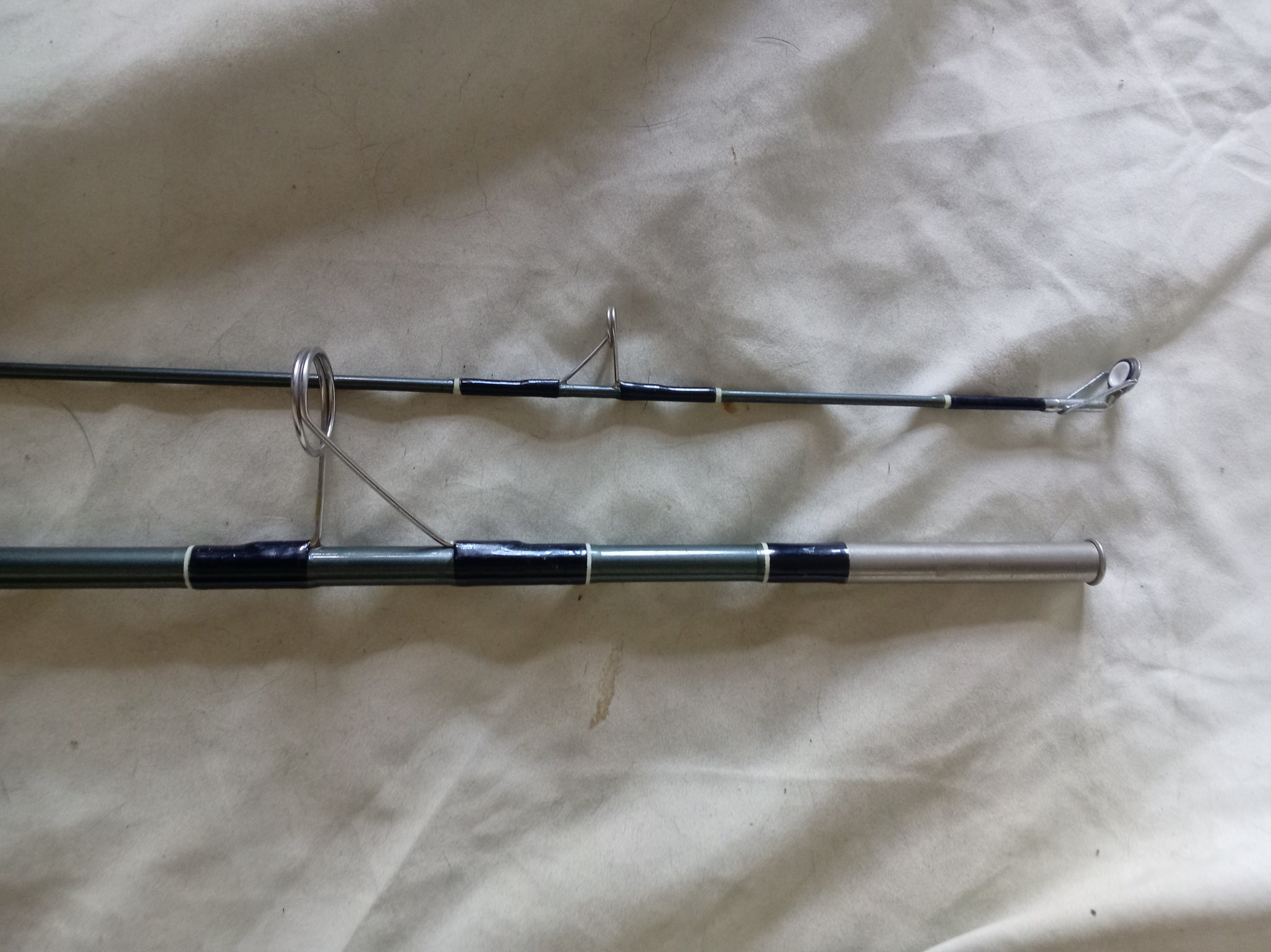 ABU GARCIA MS60-2M Spinning Rod 6ft 2pc Medium Action 30g Lure Pike Perch VGC
