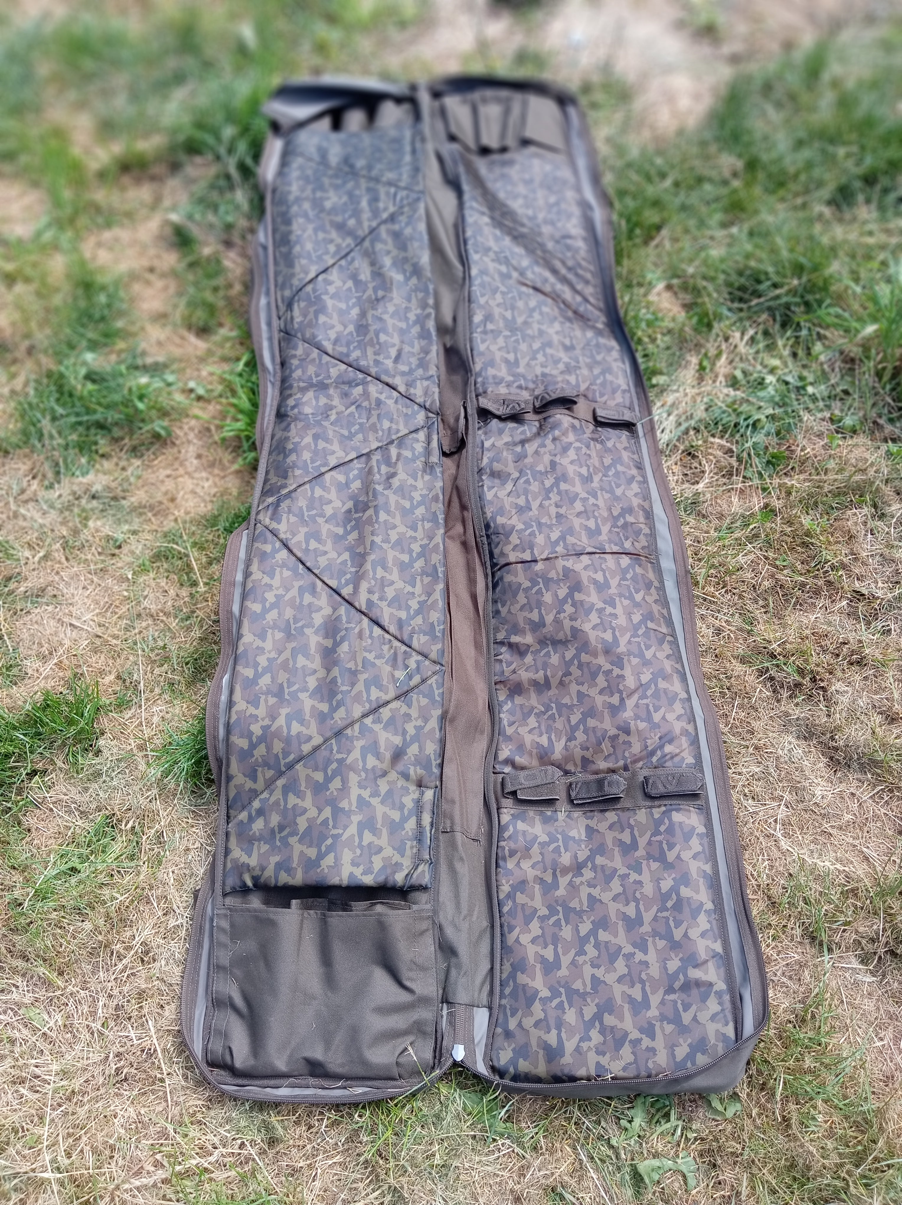 Avid Carp 5 + 3 12ft  Rod Padded Holdall Carp Fishing Luggage