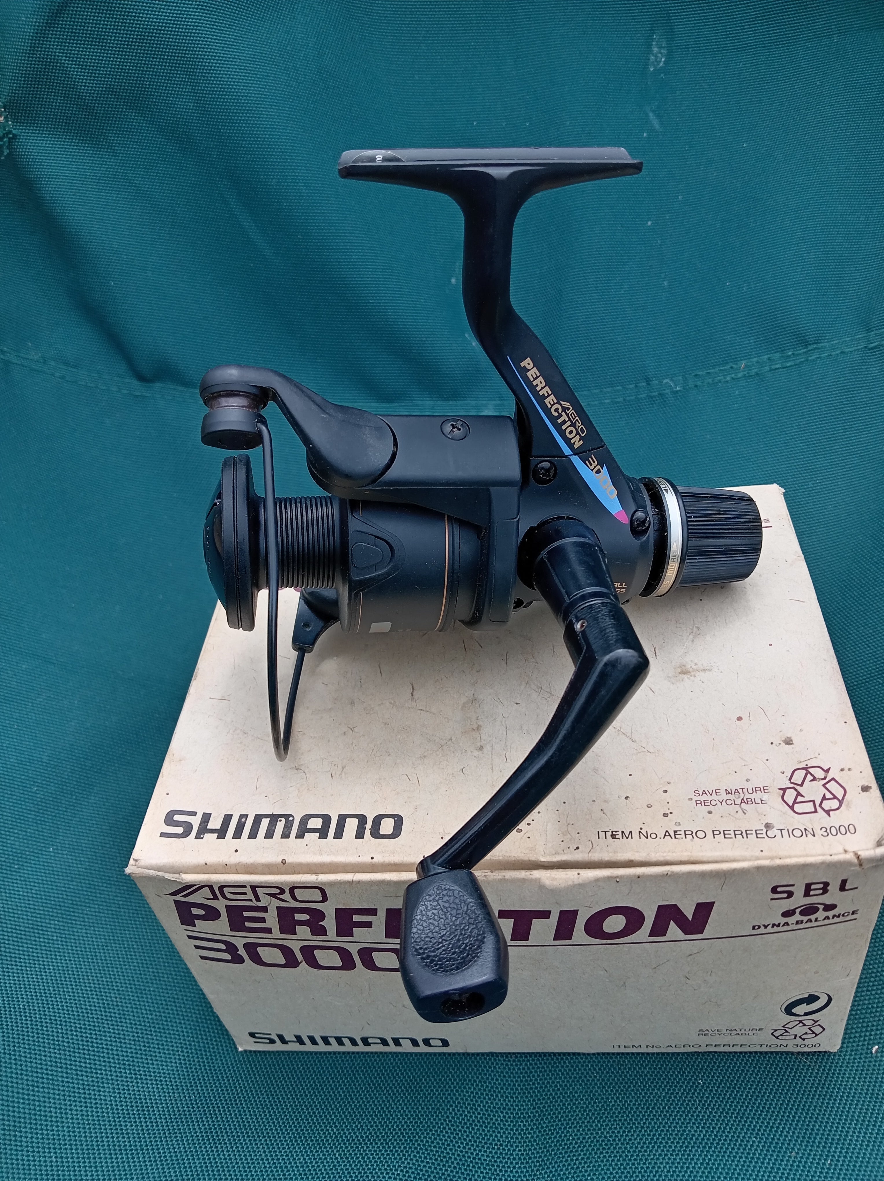 Shimano Aero Perfection 3000 XT-7 Match Reel Boxed Spare Spool Paperwork Japan
