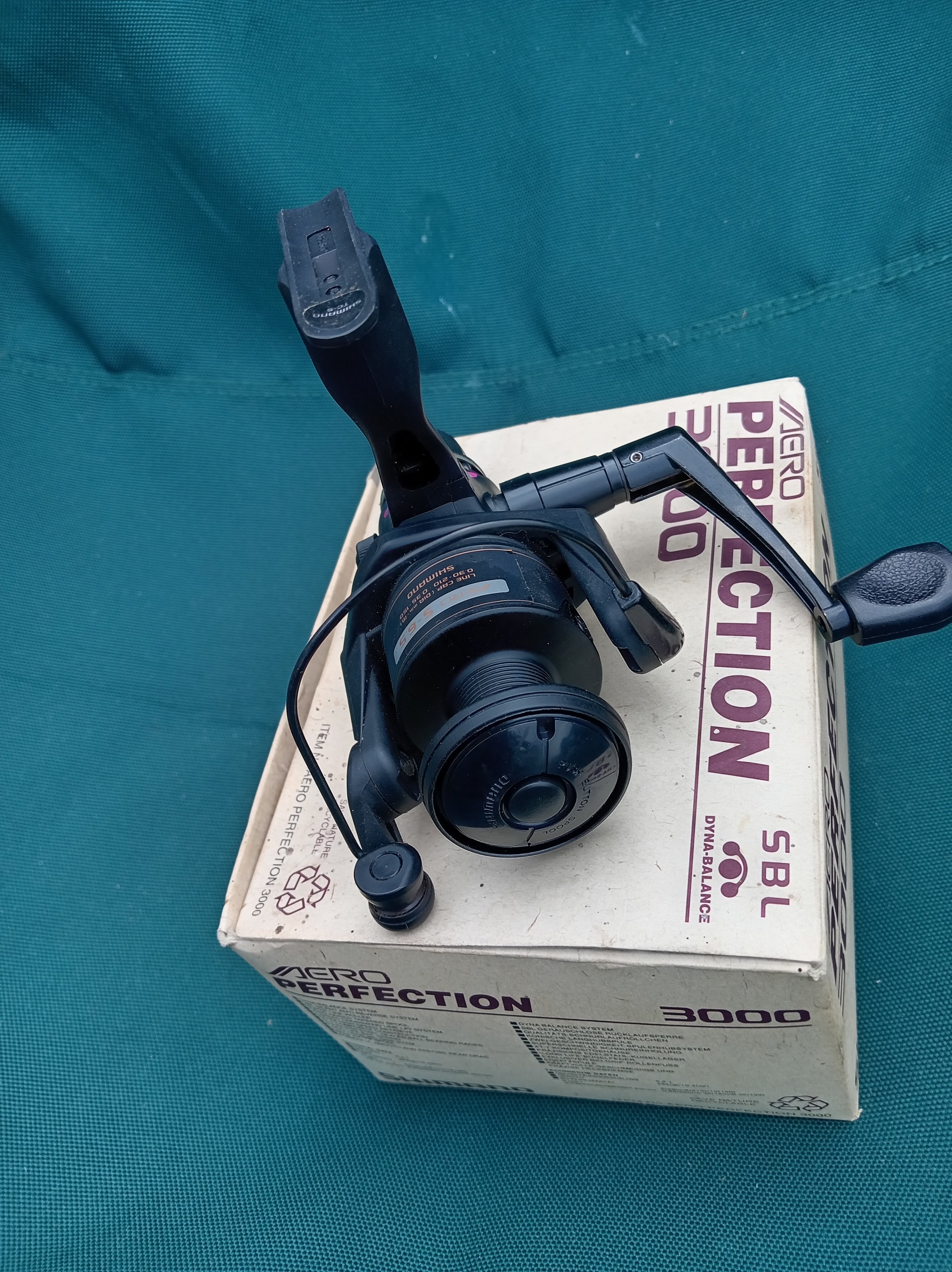 Shimano Aero Perfection 3000 XT-7 Match Reel Boxed Spare Spool Paperwork Japan