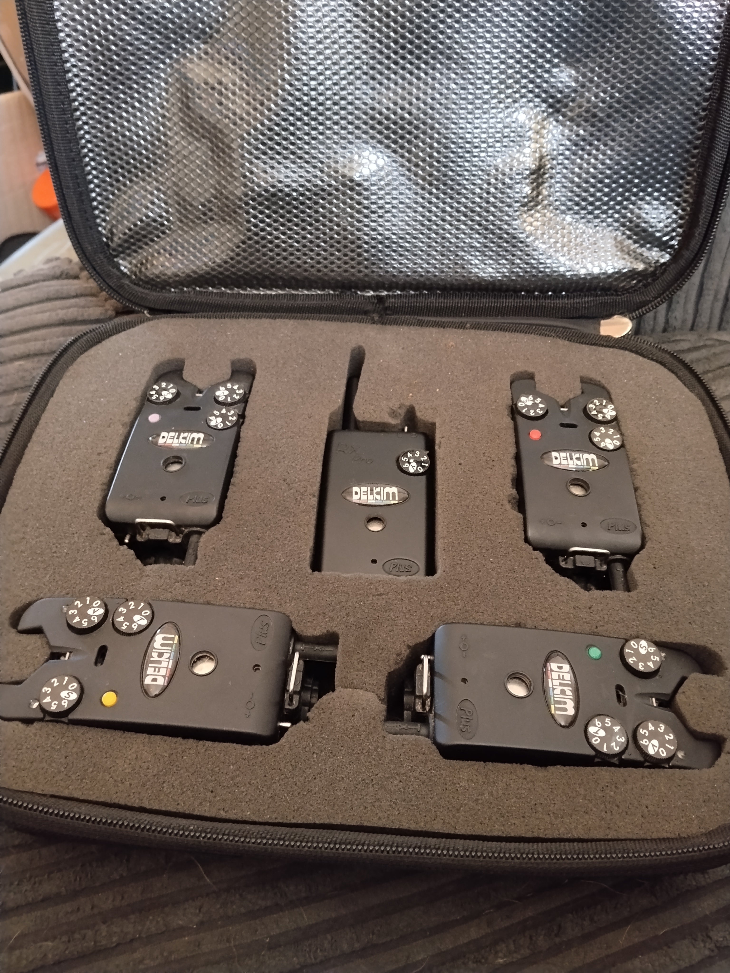 Delkim TXI Plus Bite Alarms Set of 4 with Receiver, hangers and case