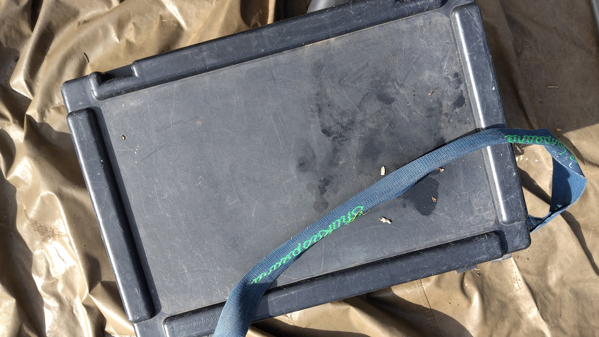Old School Match Fishing Seatbox with Octoplus Legs