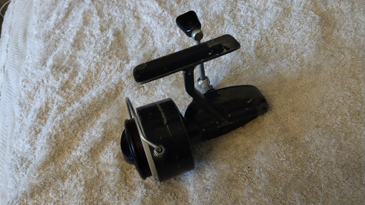 Vintage Garcia Mitchell Match Right Hand Wind Fixed Spool Coarse Fishing Reel