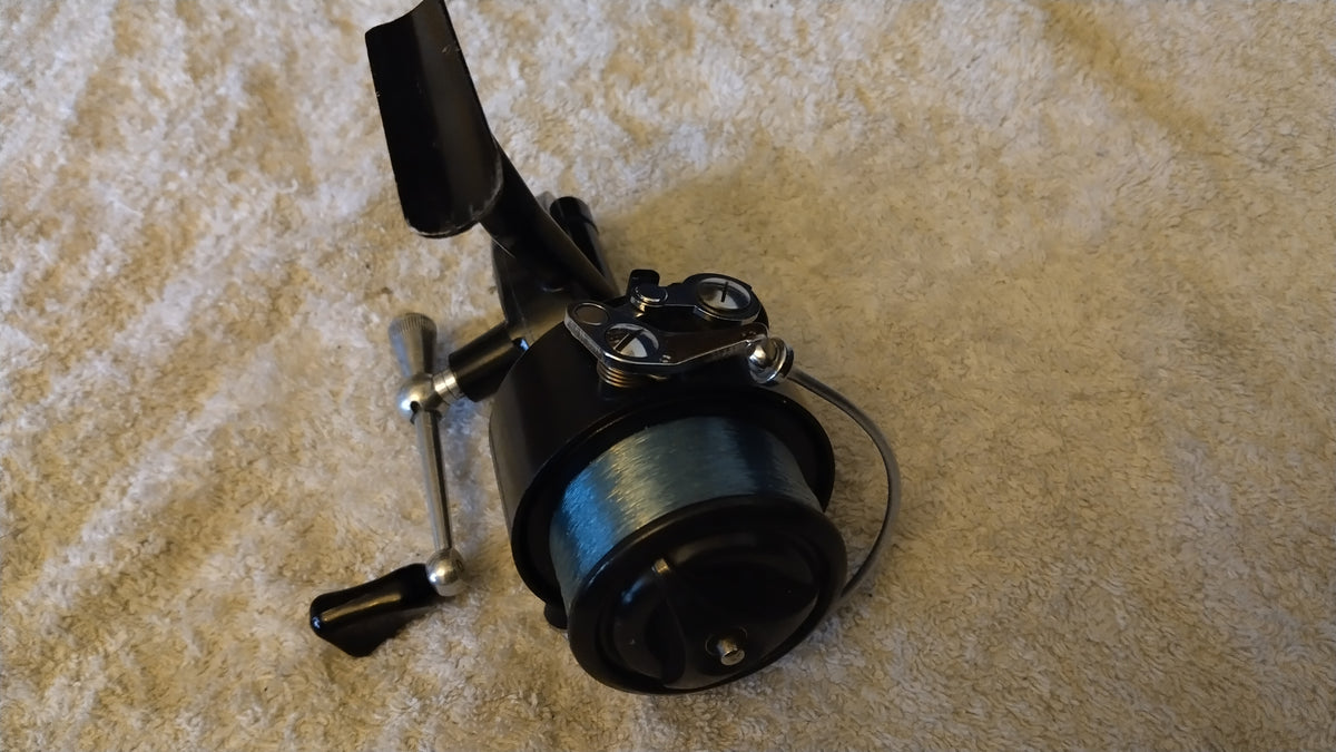 Vintage Garcia Mitchell 331 Right Hand Wind Fixed Spool Fishing Reel Classic