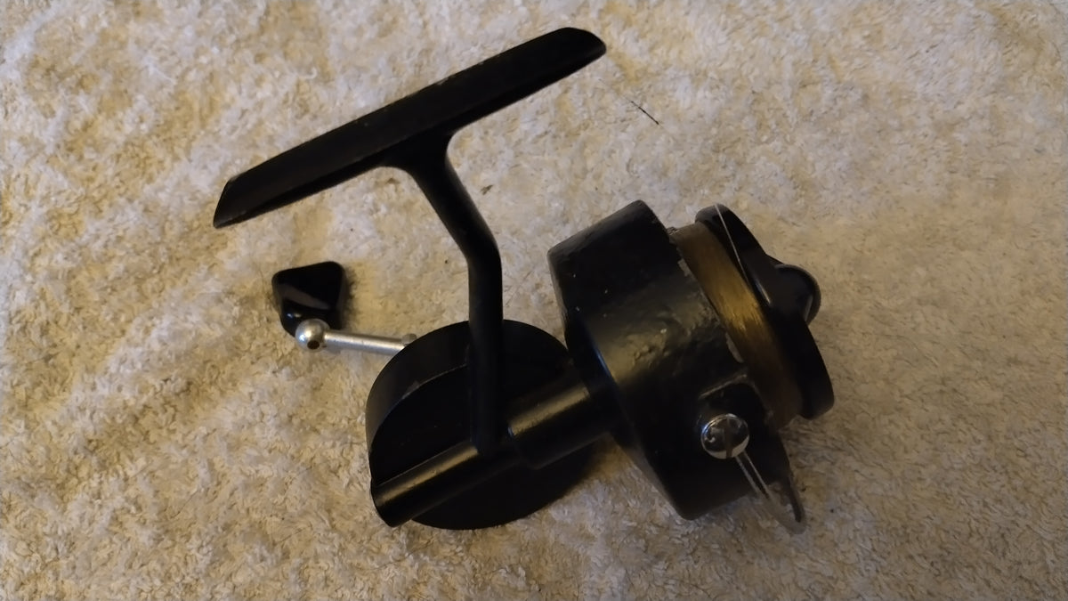 Vintage Mitchell 304 Spinning Reel French Fixed Spool Classic Coarse Fishing