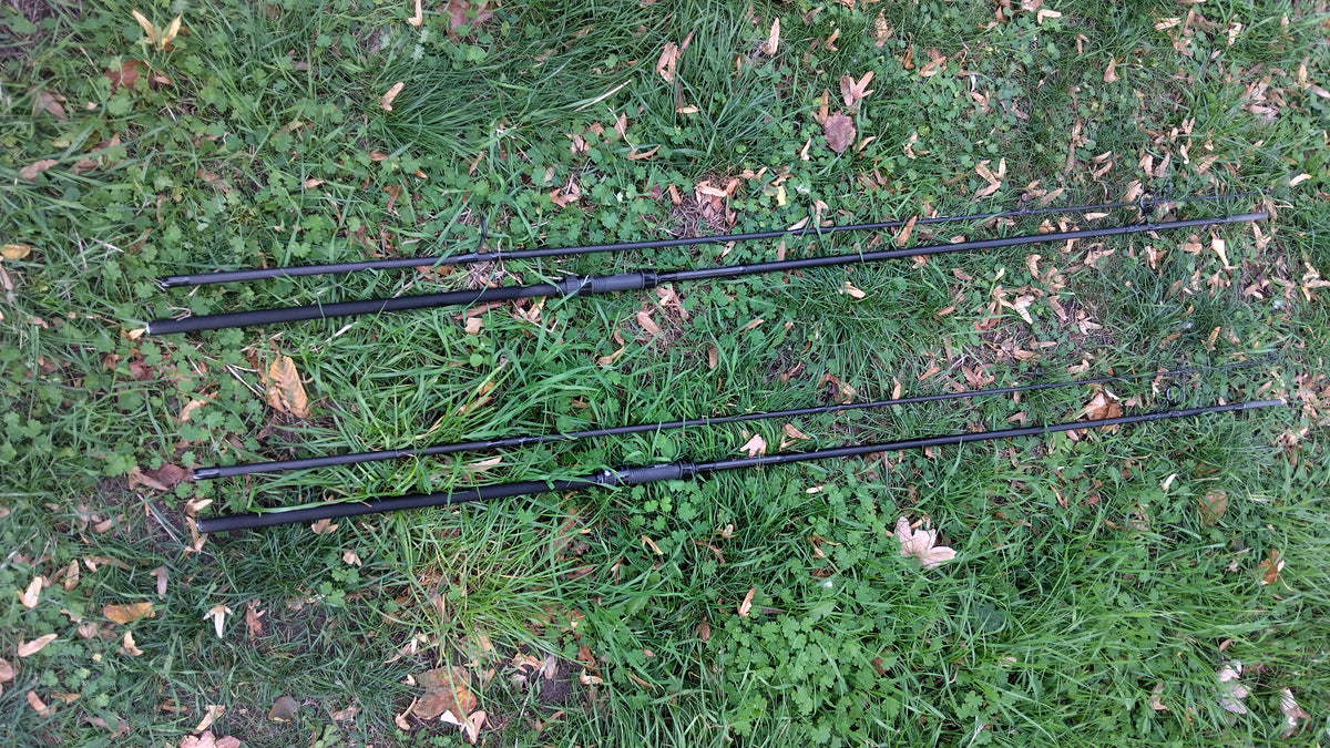 Pair Sonik Vader X 10ft 3lb TC Carp Fishing Rods with Original Bags
