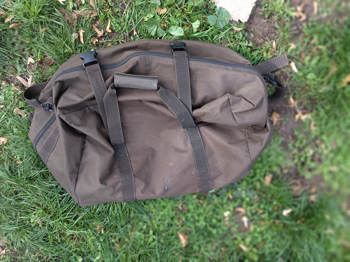 Nash Clothing Bag Carp Fishing Luggage Clothes Storage – Good Used Condition