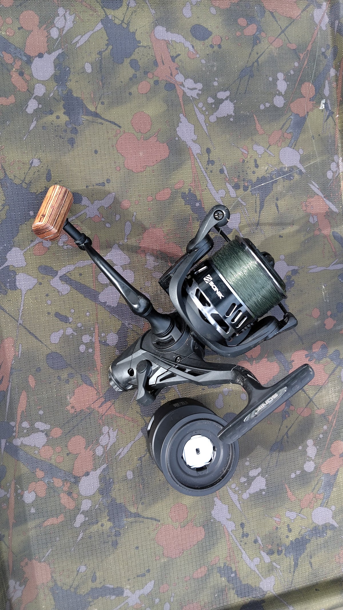 Sonik ANGL-R 6000FS Carp Fishing Free Spool Runner Reel – Very Good Used