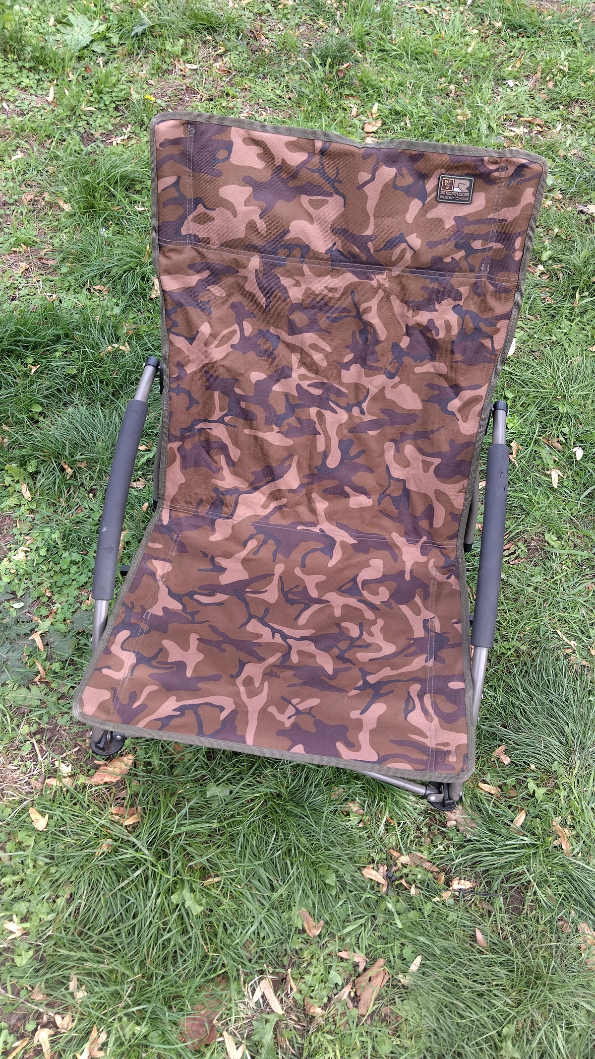 Fox R Series Guest Chair Fox Camo Folding Carp Fishing Chair – Very Good Condition
