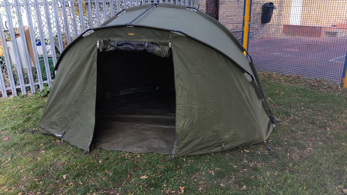 Trakker Armadillo 2 Man Carp Fishing Bivvy + Winter Overwrap Groundsheet & Pegs