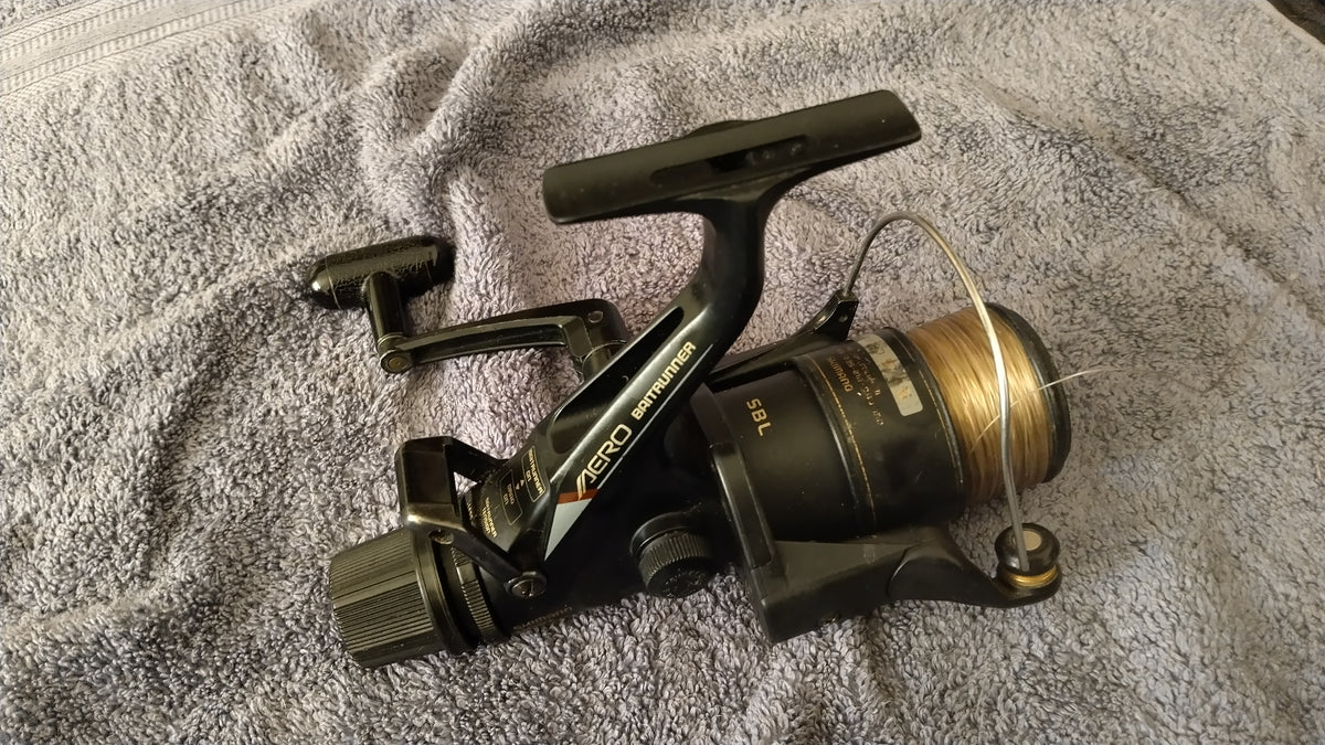 Shimano Aero 4010 XT-7 Baitrunner Fishing Reel Used Good Working Order