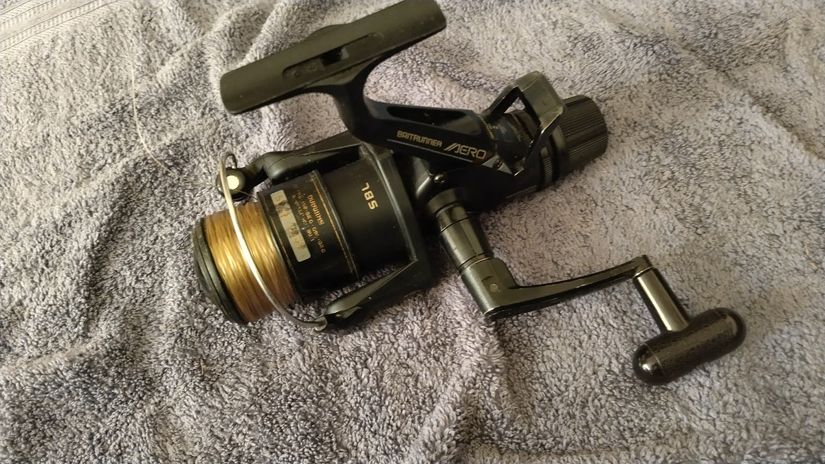 Shimano Aero 4010 XT-7 Baitrunner Fishing Reel Used Good Working Order