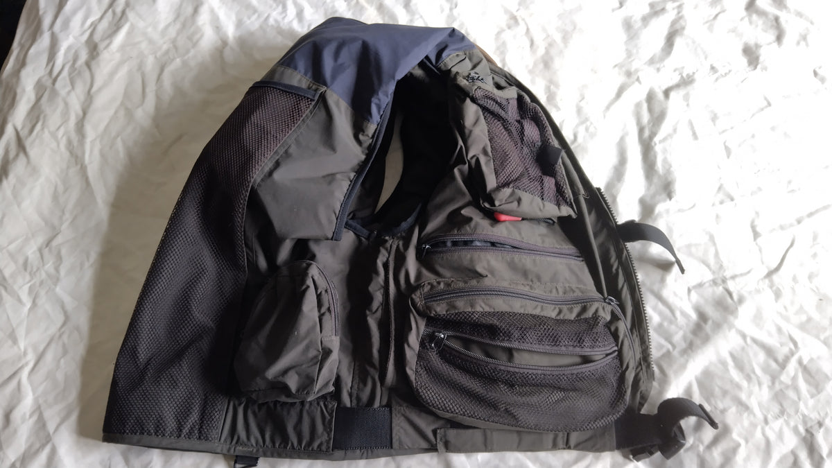 Airflo Inflatable Fly Fishing Vest Size Large L – Superb Used Condition