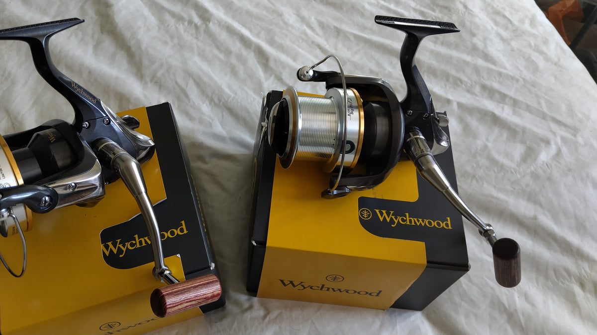 Pair Wychwood Riot Big Pit 75 Carp Fishing Reels New Unused Boxed Ex Display
