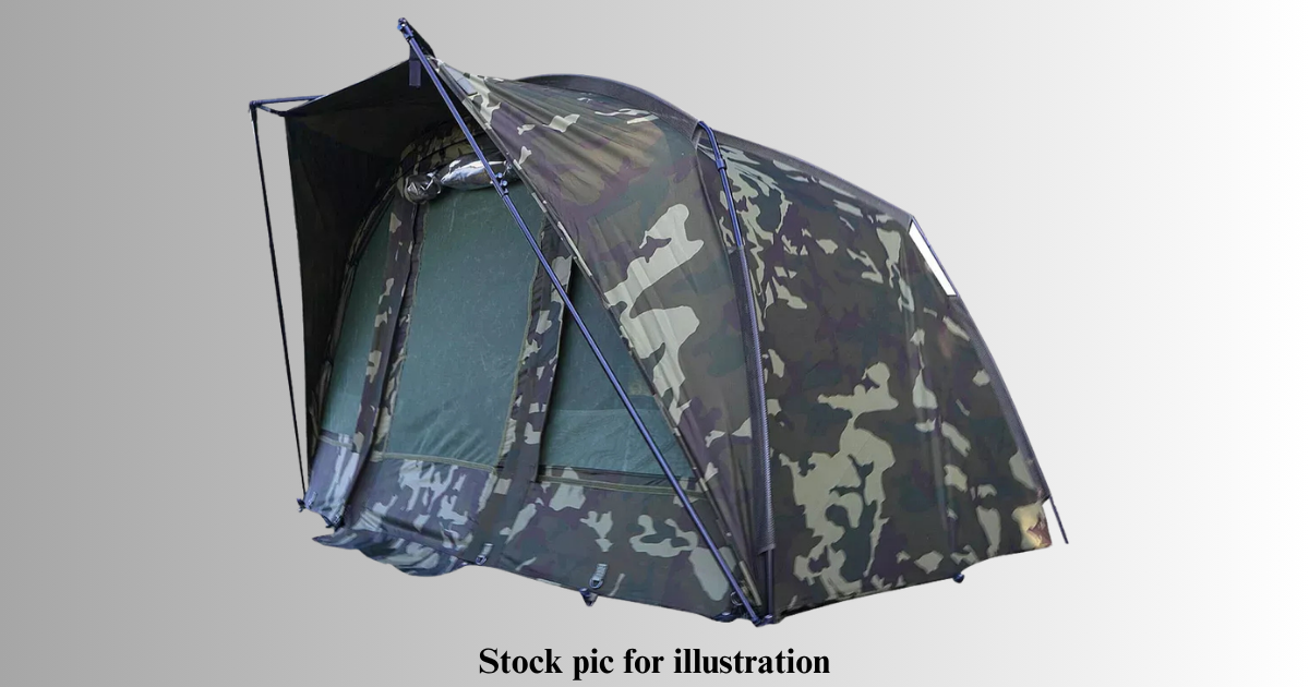 Sonik AXS Bivvy DPM Camo - Used Excellent Condition - Fast Setup Fishing Shelter
