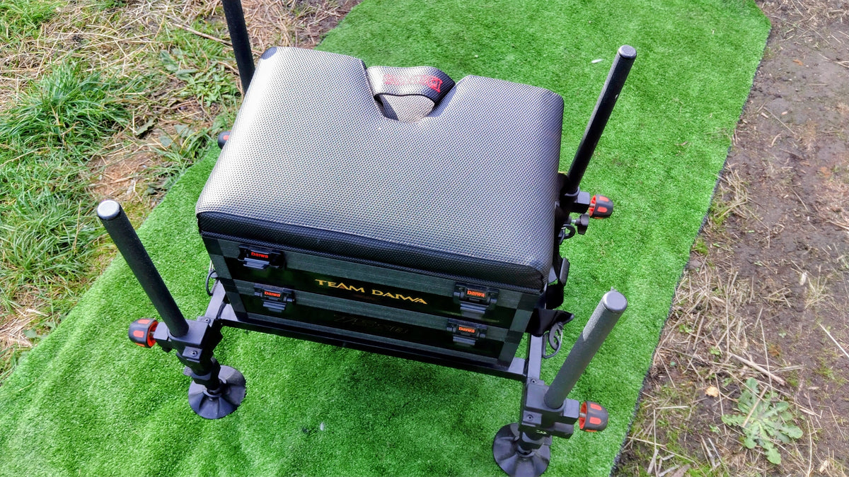Daiwa 75 Seat Box - Fishing Station - Match Coarse Pole Box + Footplate
