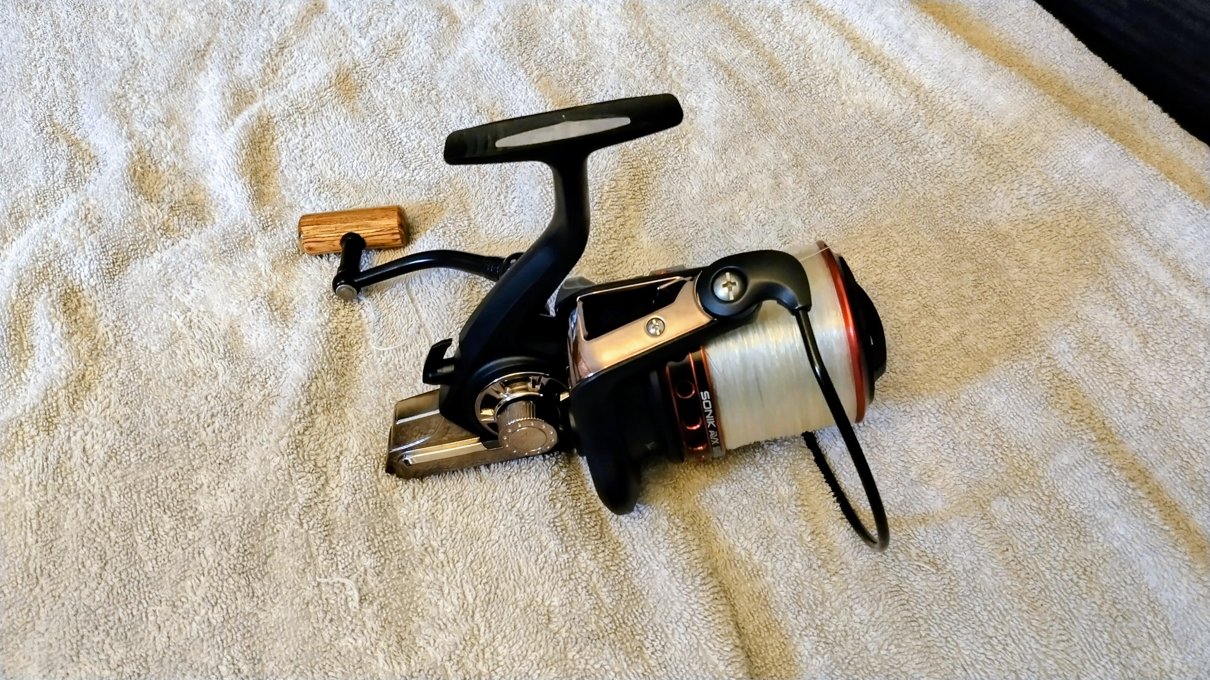 Sonik AVX 10000 Surf Reel - Long Cast Sea Fishing / Big Pit Reel - 14 Ball Bearings