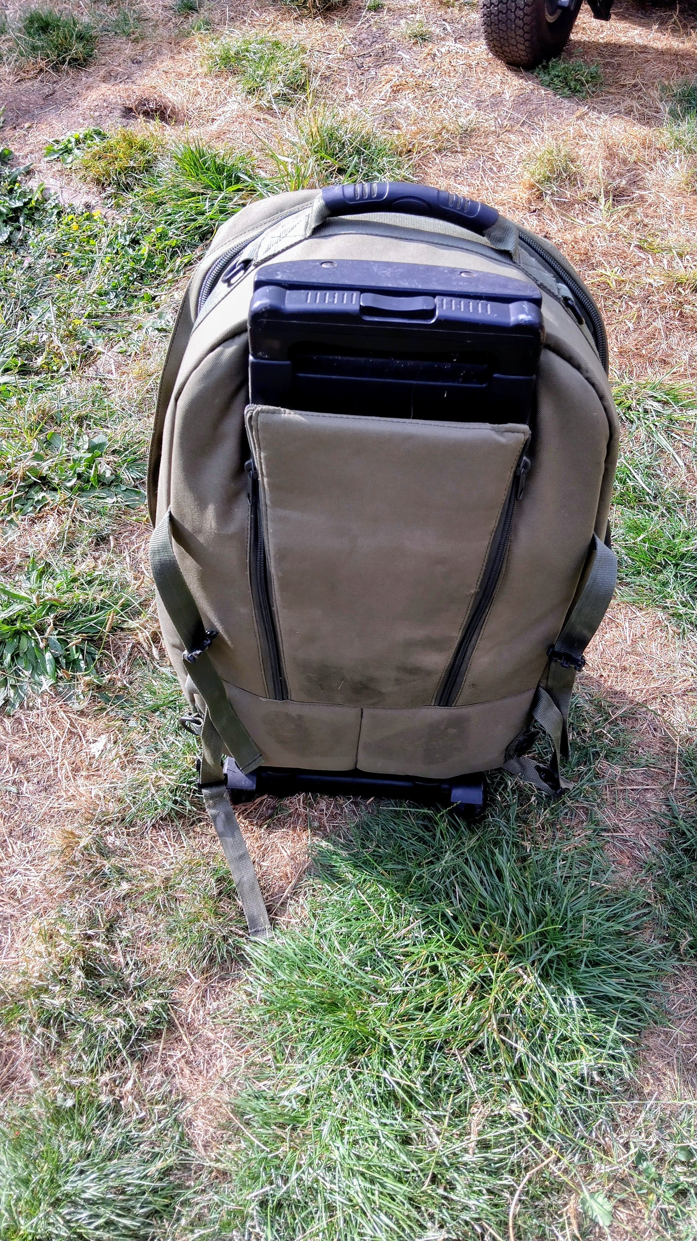 Trakker Convertible Rolling Backpack Carry On Cabin Luggage Carp Fishing Rucksack