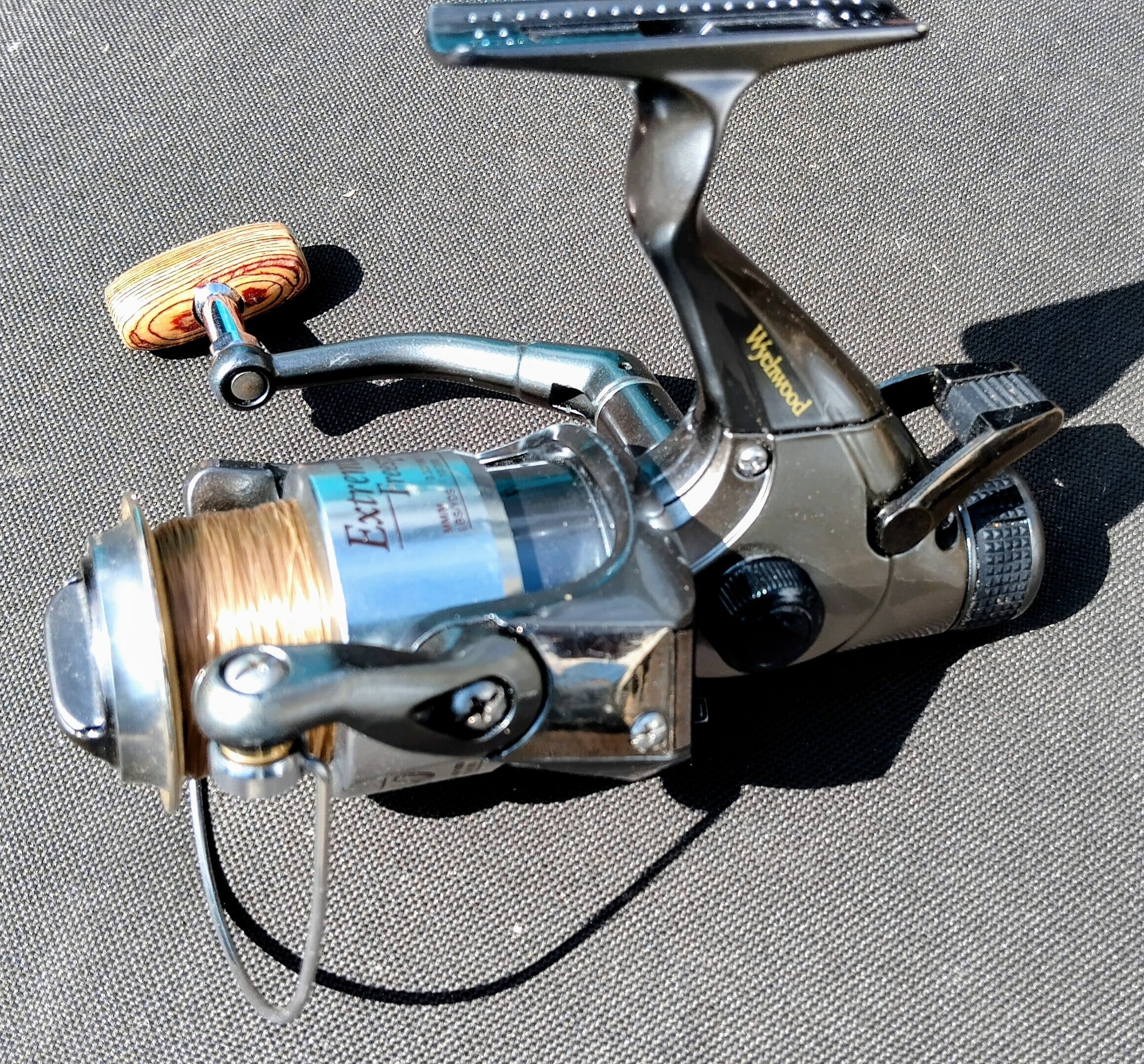 Wychwood Extremis Freespin 40 Baitrunner Carp Reel + Spare Spool VGC