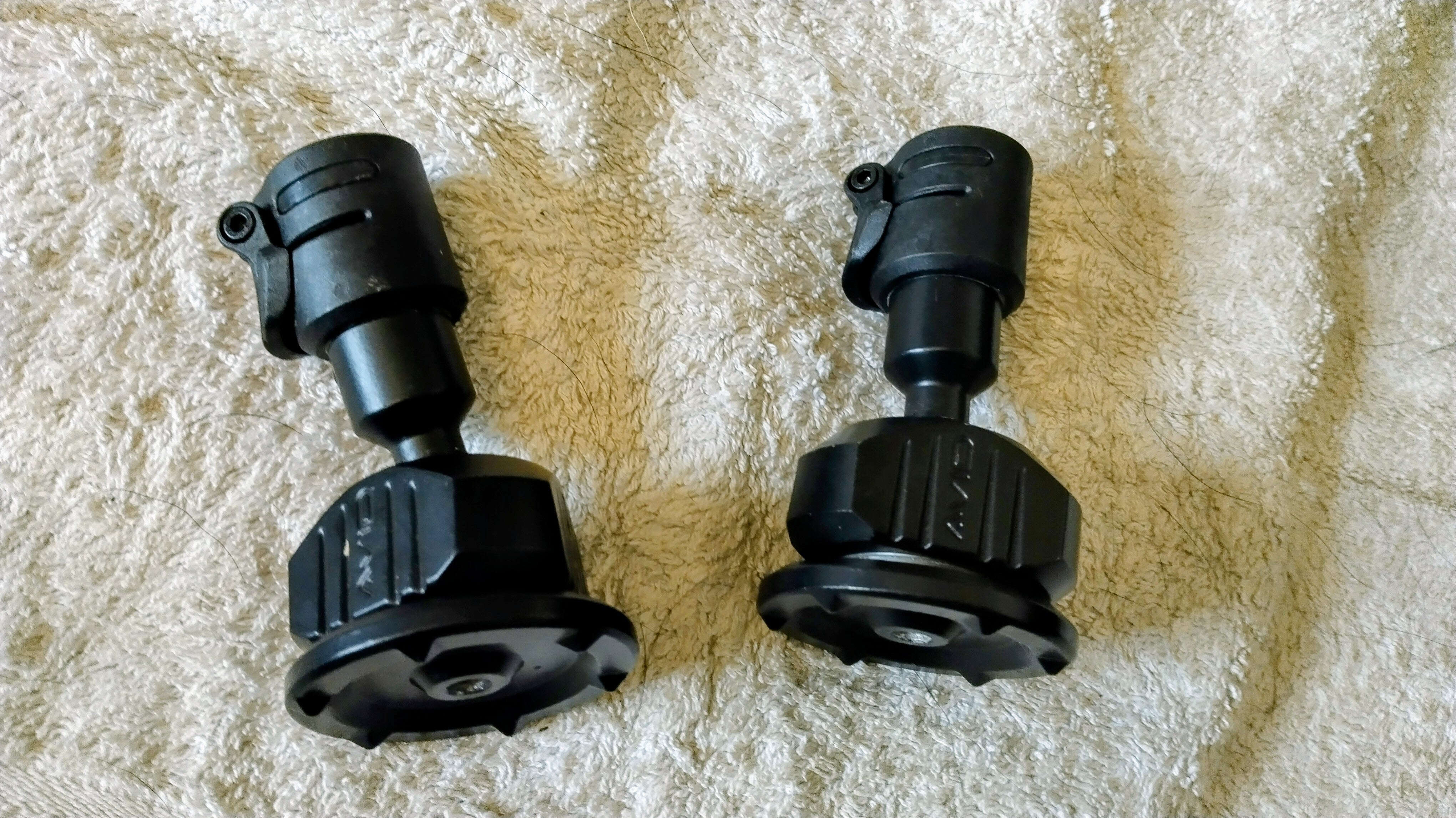 Avid Carp Lok Down Adjustable Stage Stands Pair - Used Carp Fishing Banksticks