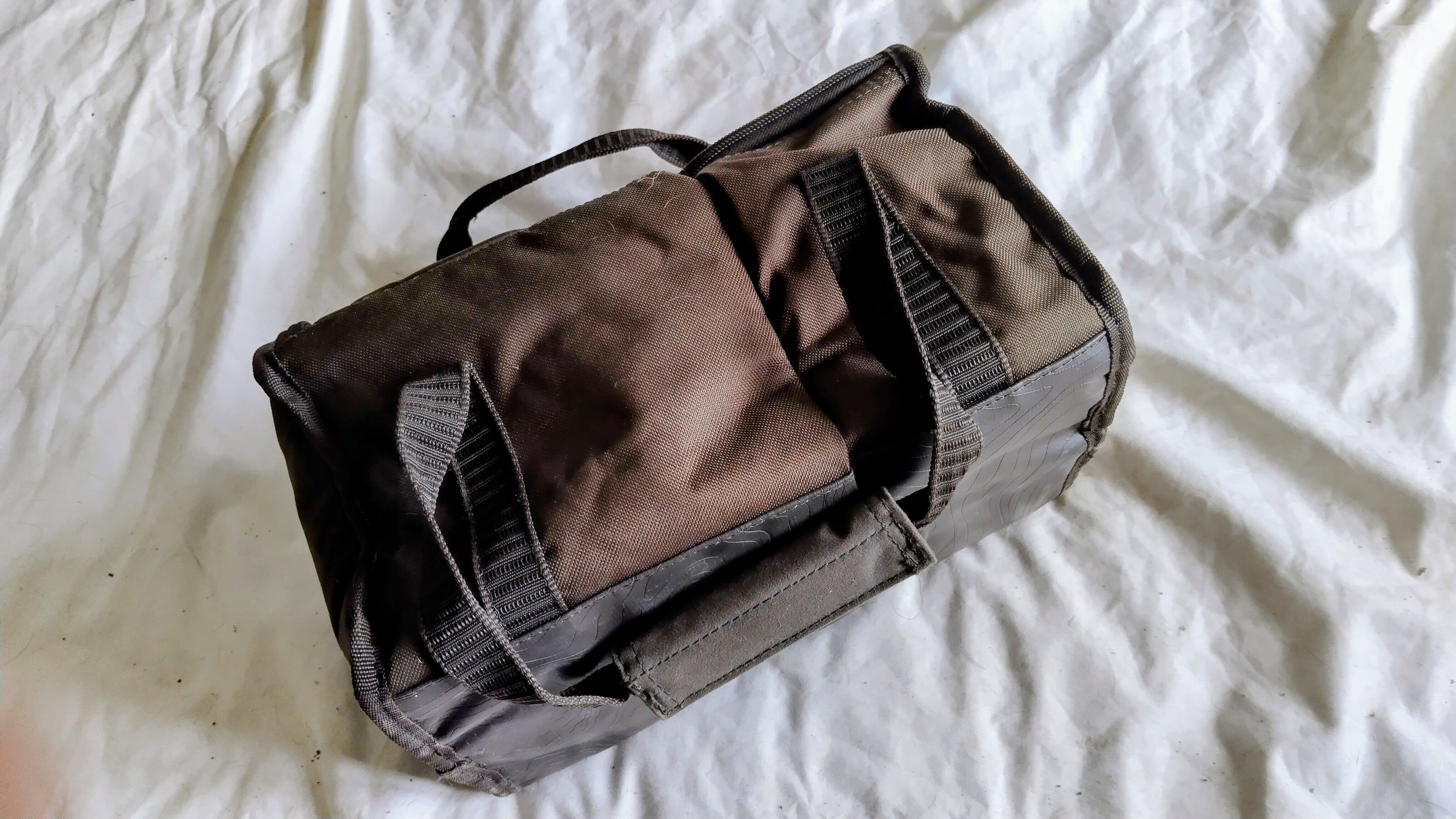 Nash Tackle Brew Kit Bag Compact Carp Fishing Carryall
