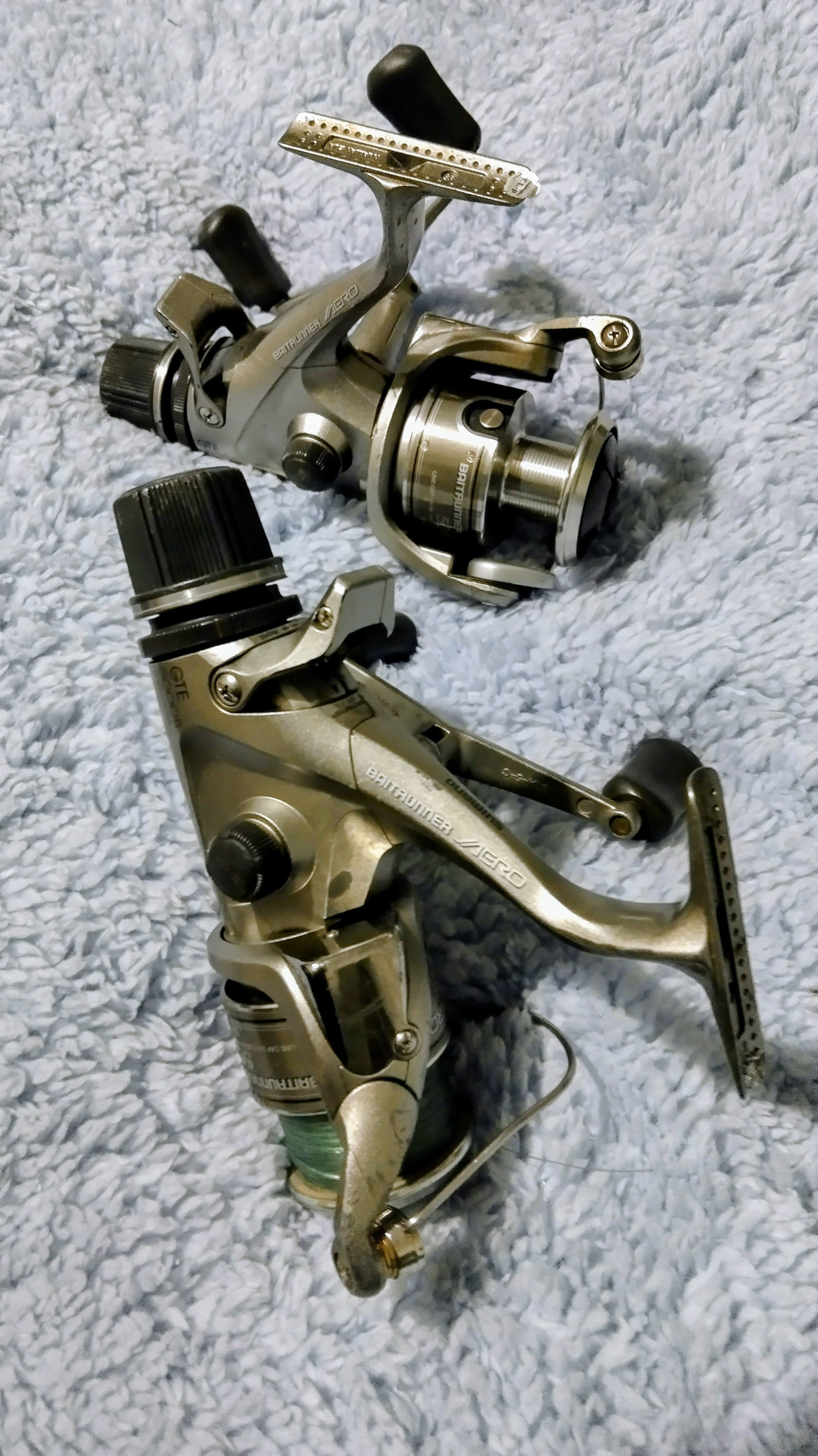 Pair of Shimano Aero GTE 5000B Baitrunner Reels - Excellent Condition + 2 Spares