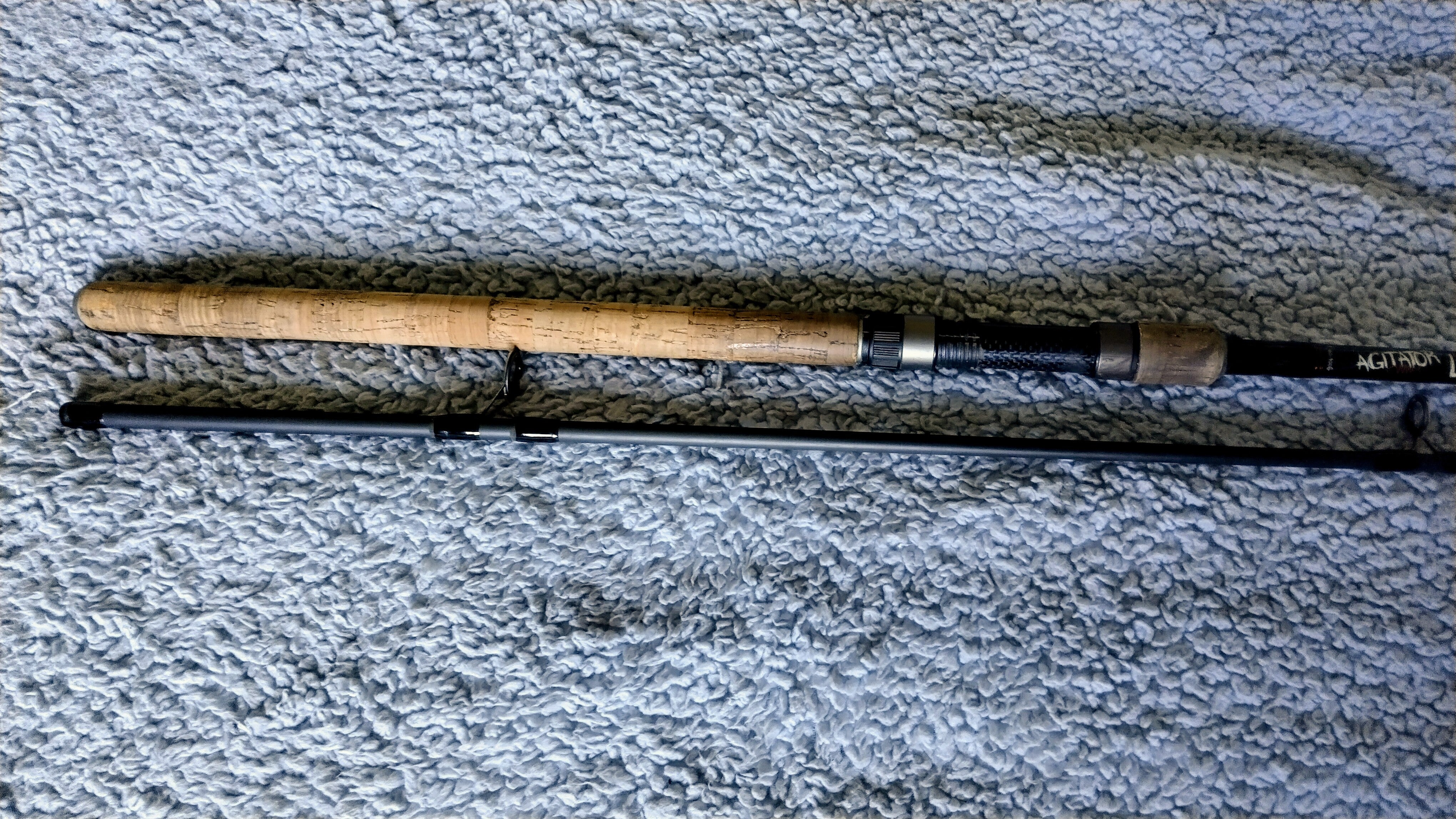 Wychwood Agitator Spinning Rod 9ft 60-100g Pike Lure Rod - Good Used Condition