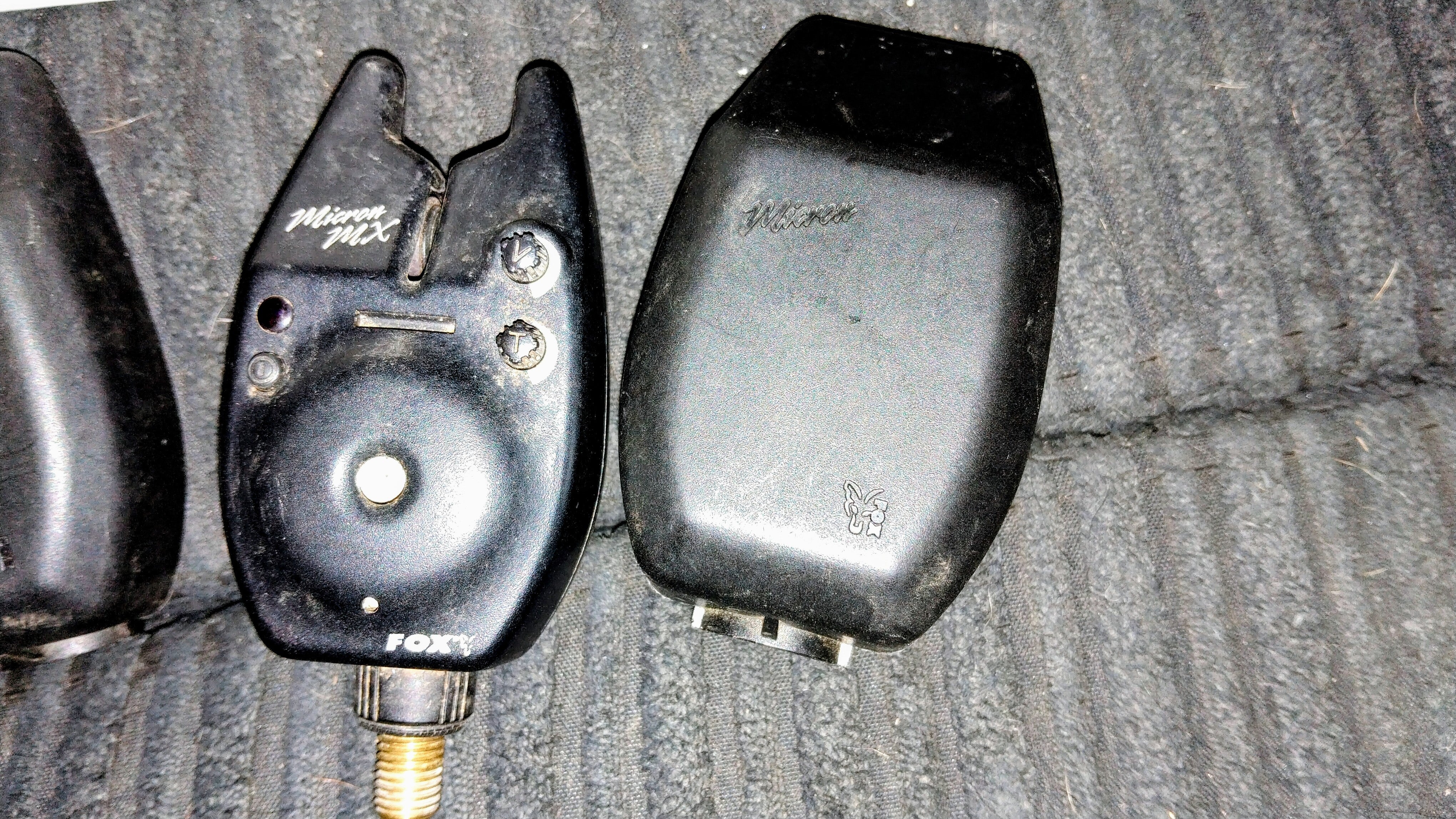 2 x Fox Micron MX Bite Alarms - Excellent Condition - Includes Hard Cases