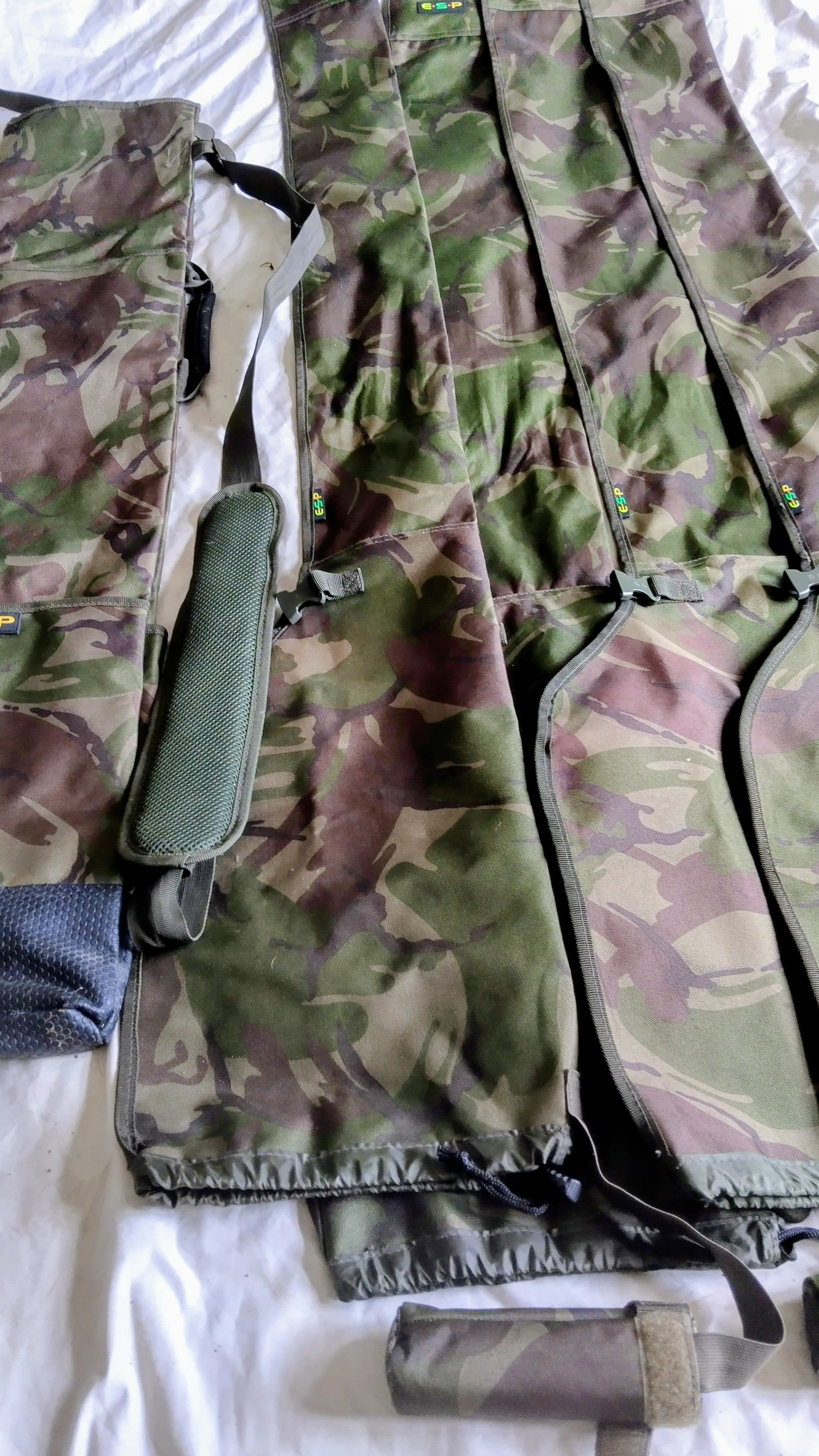 ESP Carp Fishing Rod Holdall Set - 12ft Quiver & 4 x Sleeves - Excellent Condition