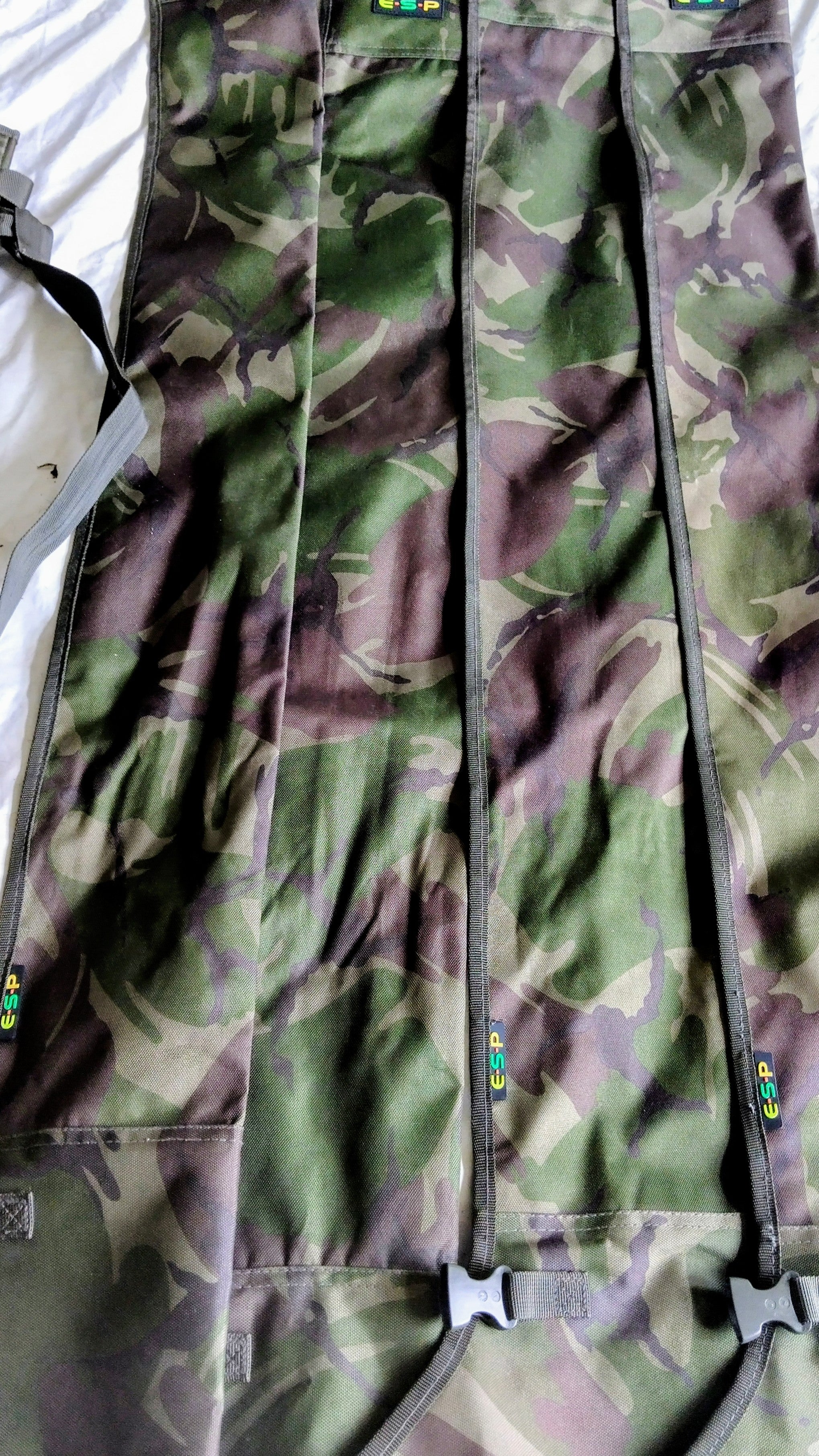ESP Carp Fishing Rod Holdall Set - 12ft Quiver & 4 x Sleeves - Excellent Condition
