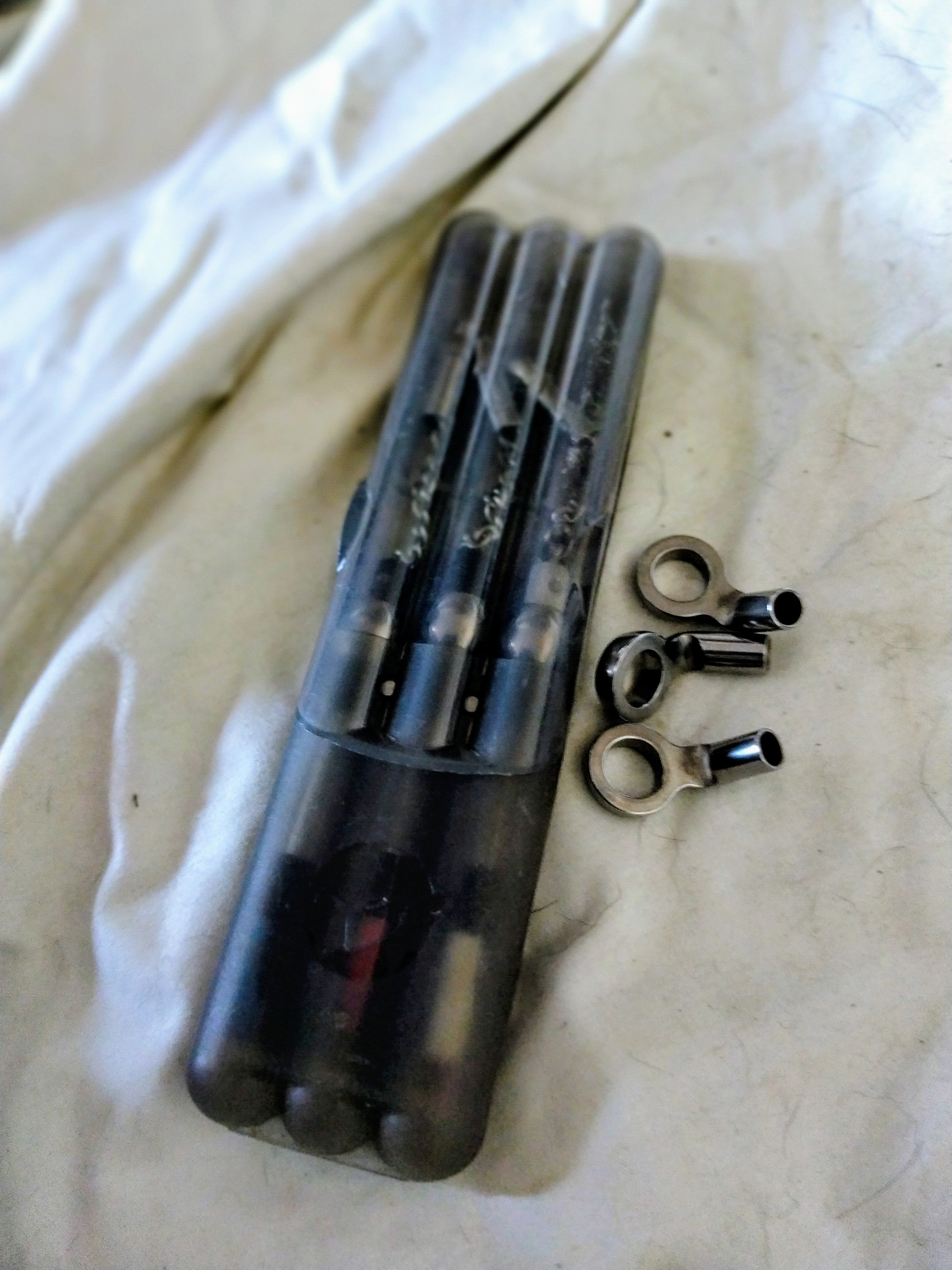 3 x Korda Stow Bobbins Set Red White Blue + Case Carp Fishing Bite Indicators