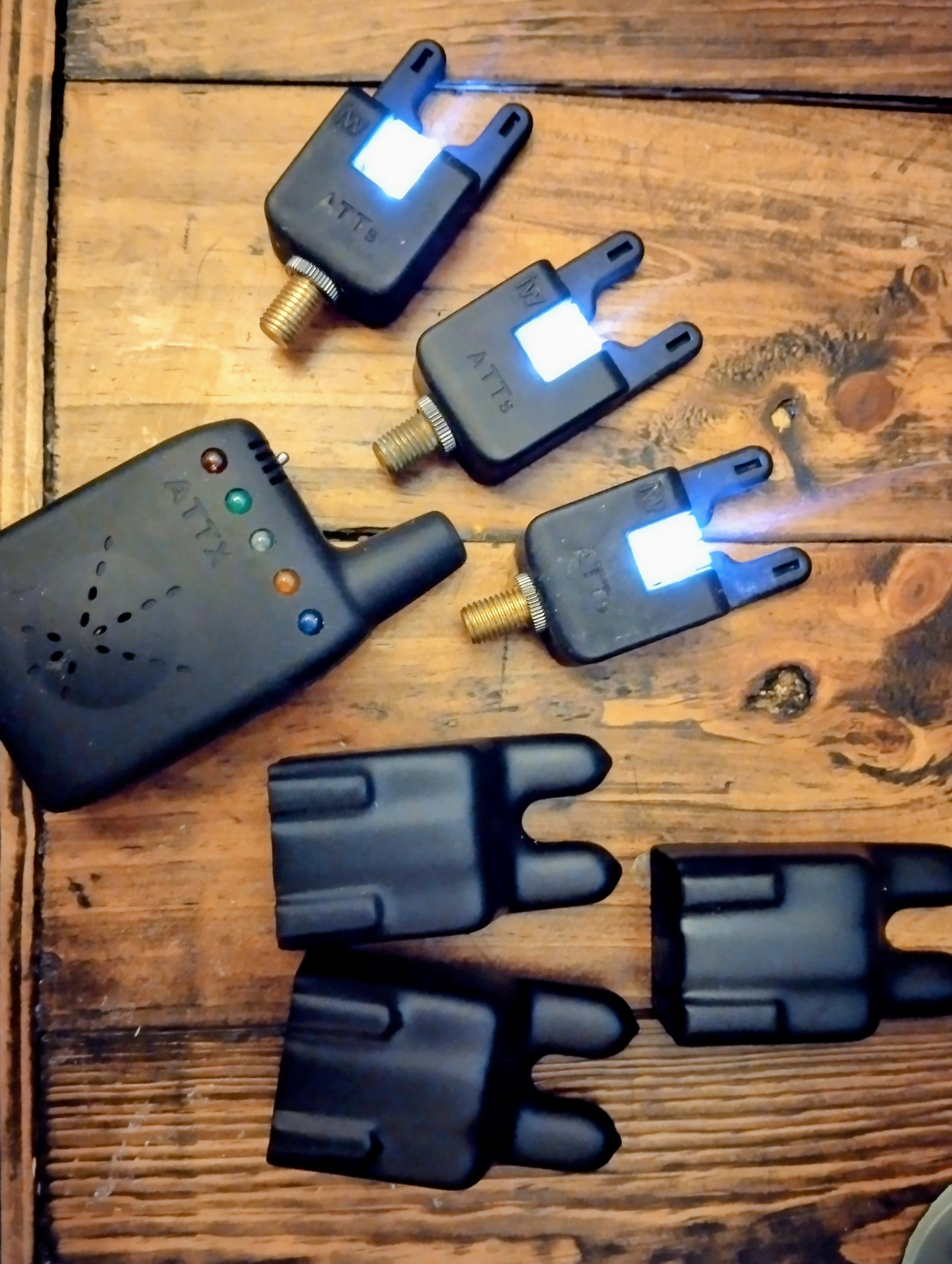ATT Underlit Bite Alarm and Deluxe Receiver Set | Carp Fishing USED