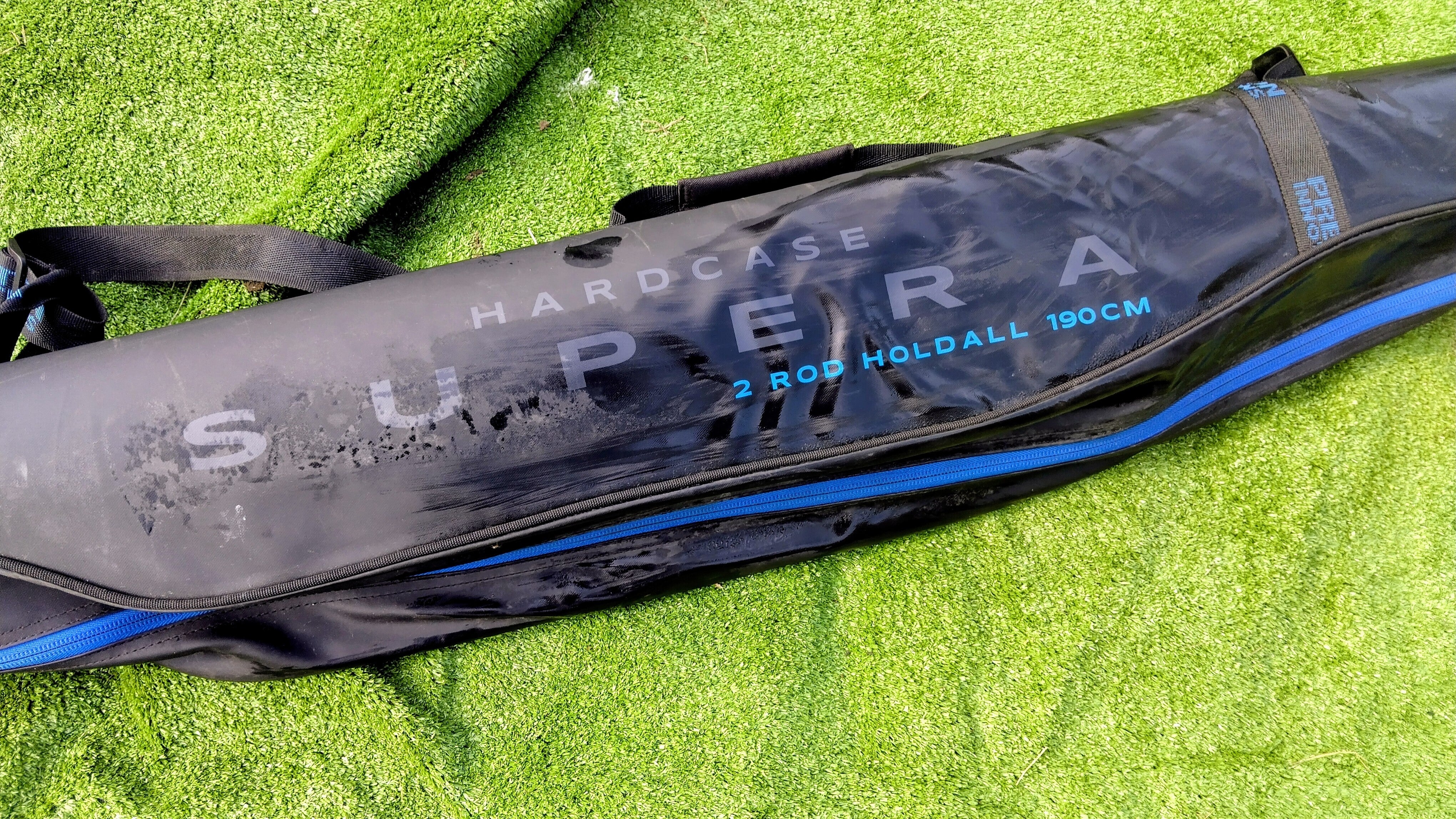 Preston Innovations Supera 190cm 2 Rod Hardcase Holdall - Padded Fishing Storage