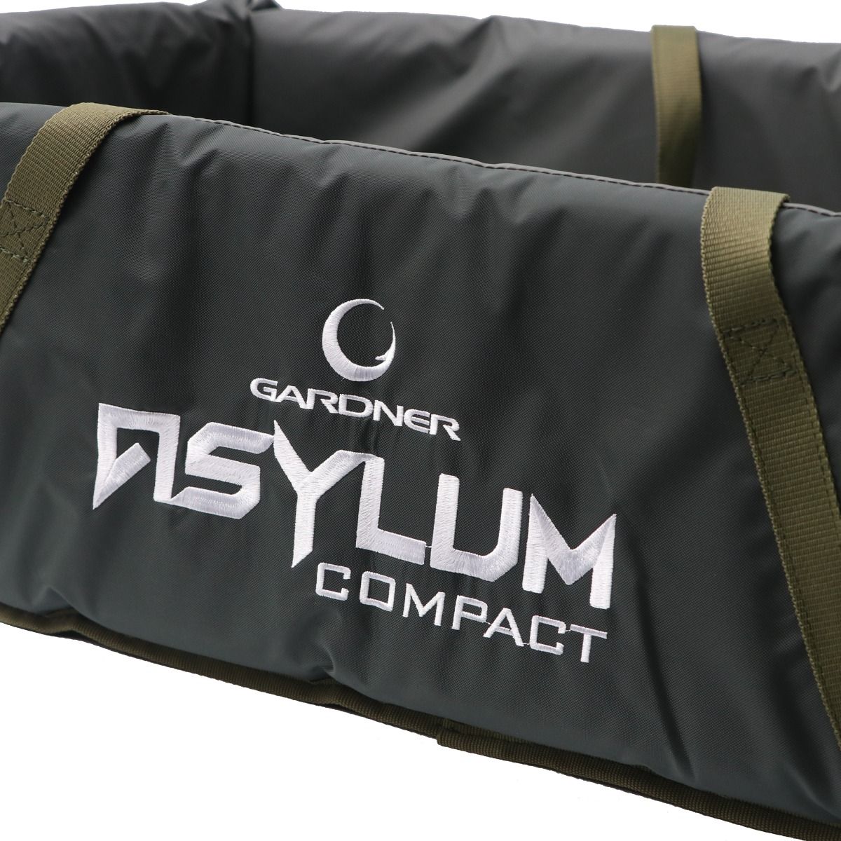 Gardner Compact Asylum Carp Fishing Unhooking Mat / Cradle