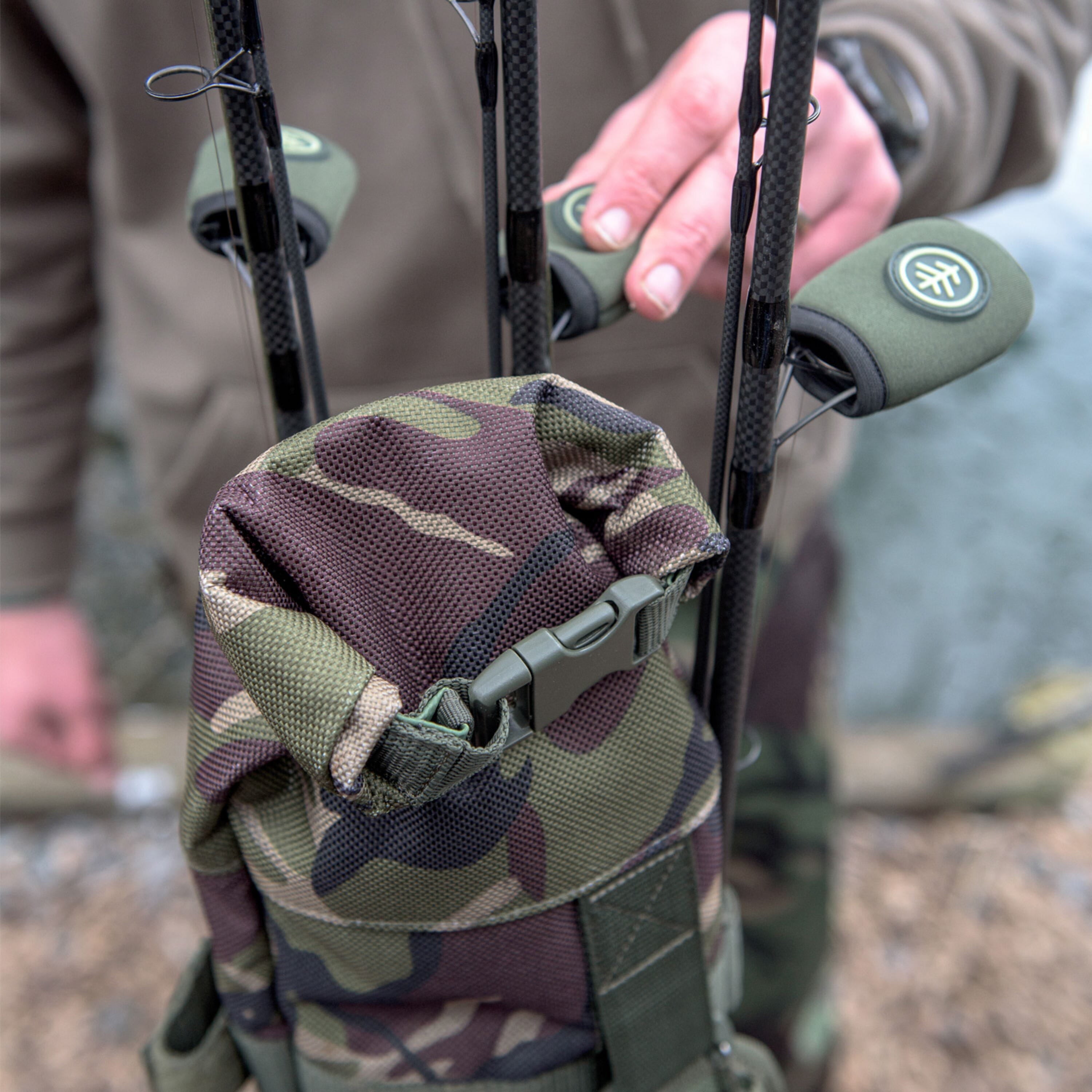 Wychwood Tactical HD Compact Quiver Sleeve Carp Rod Holdall 1200D 4 Rod