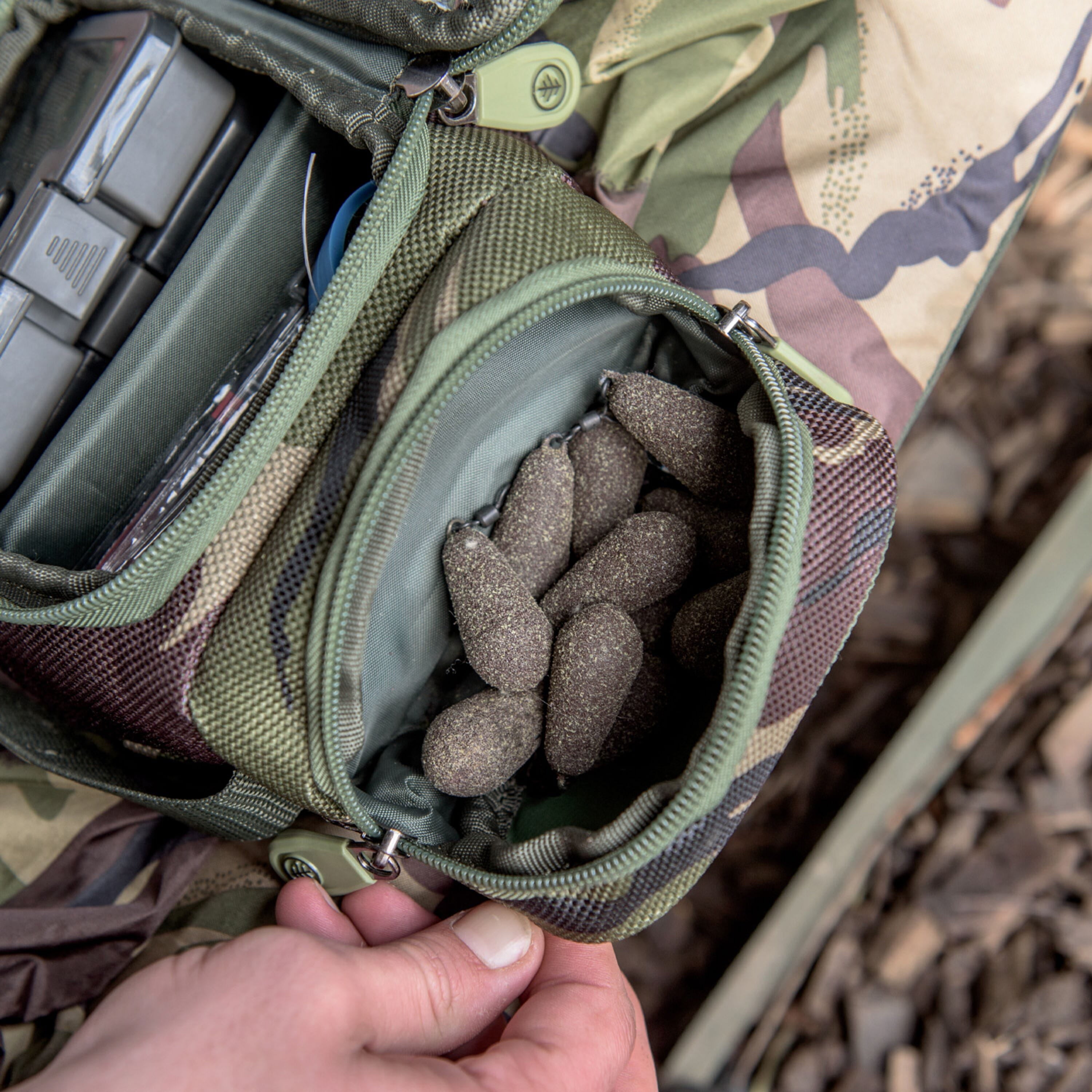 Wychwood HD Tackle Pouch - Compact Terminal Tackle Bag - 1200D Luggage