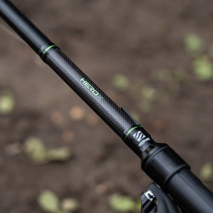 Sonik HEROX 10ft 3.5lb TC Carp Rod - Slim Carbon Blank & Fast Tip Recovery