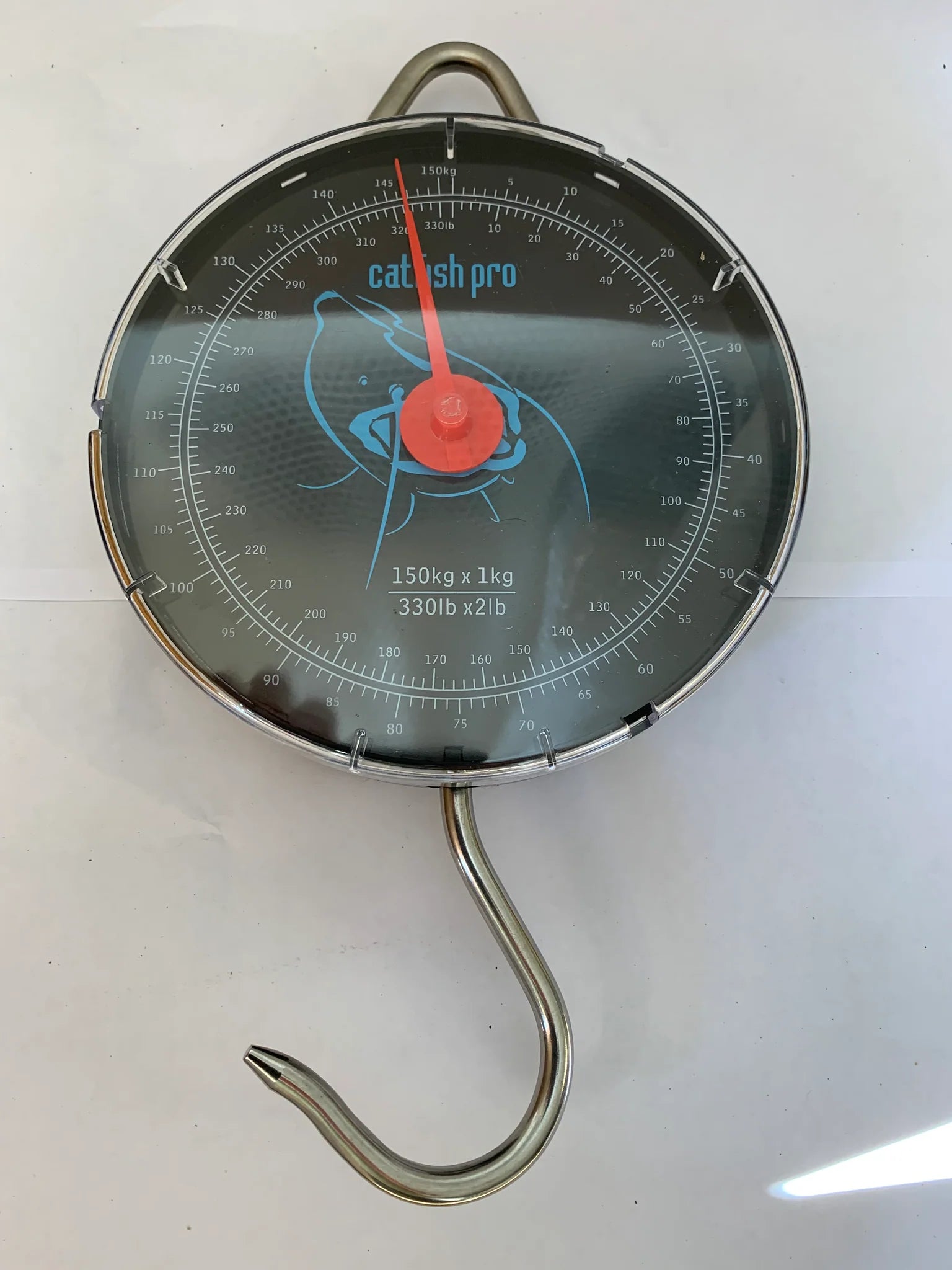 Catfish Pro 330lb/150kg Dial Scales & Padded Pouch - Specimen Catfishing